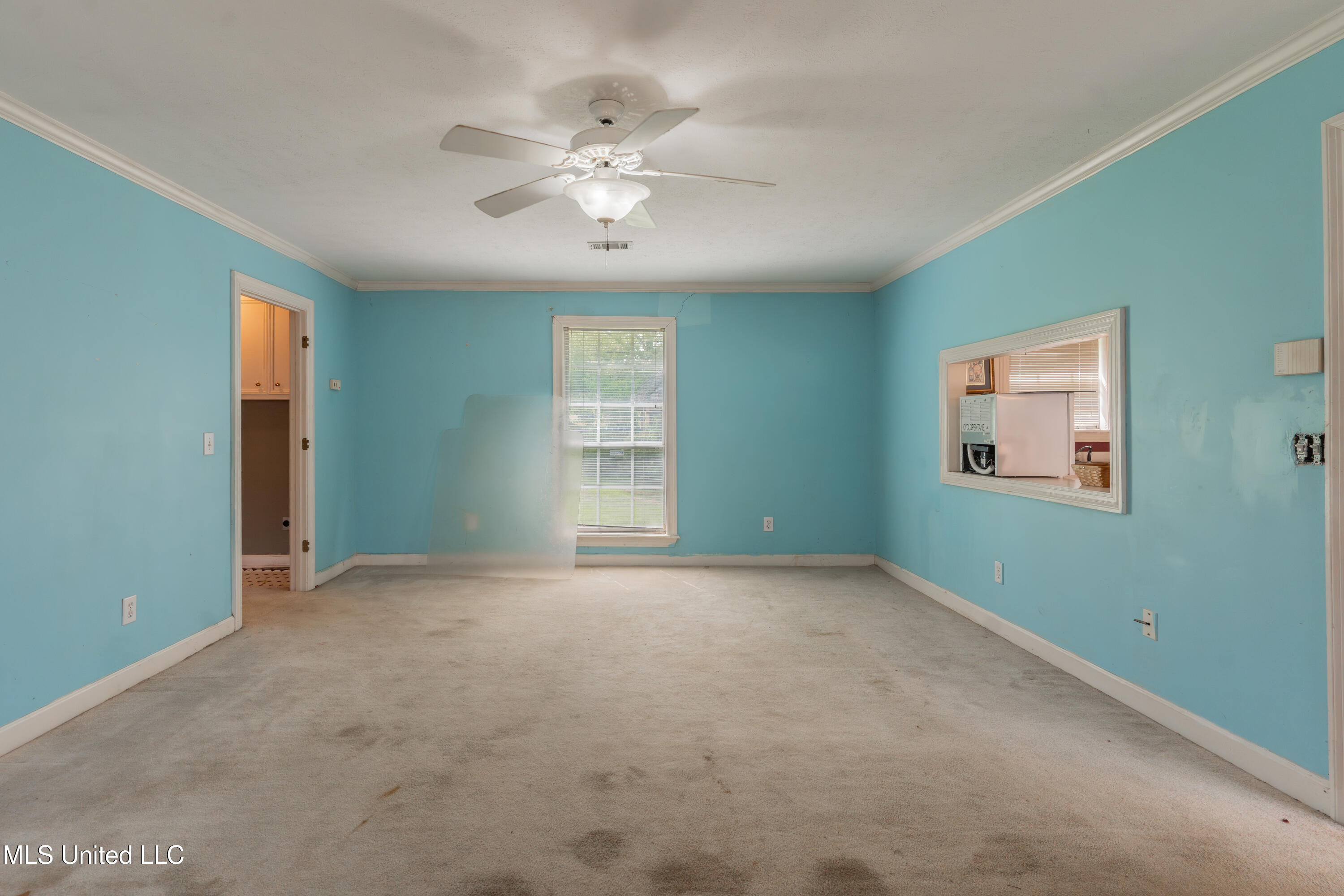 100 Green Oak Cove