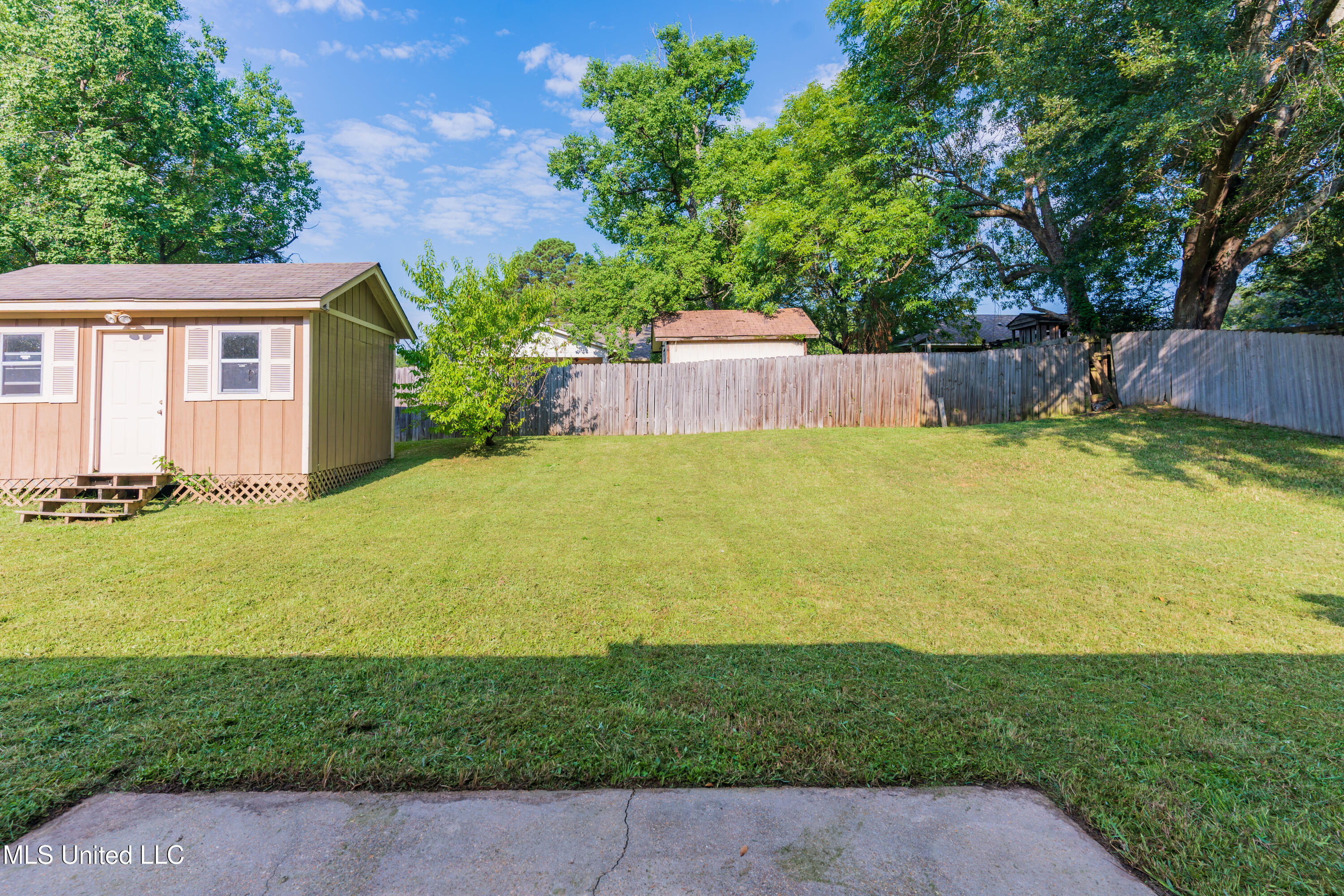 107 Spanish Moss Drive