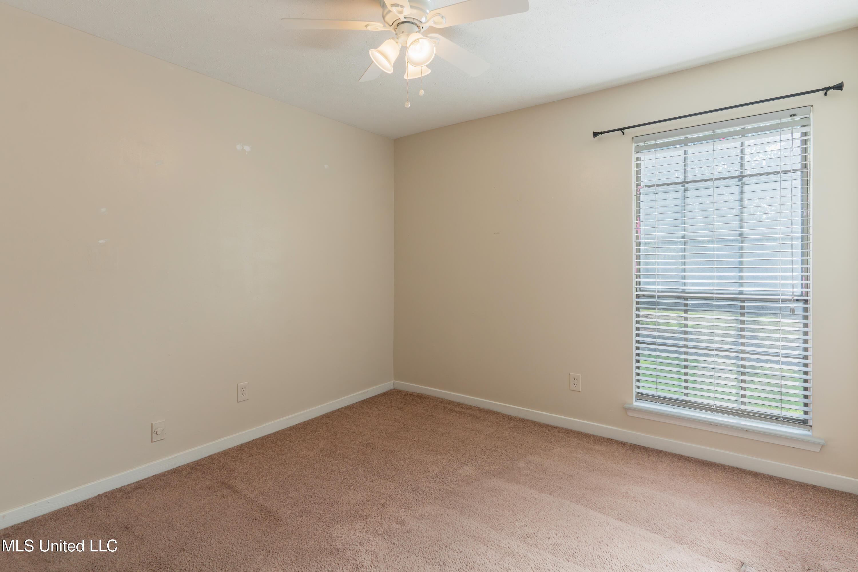 107 Spanish Moss Drive