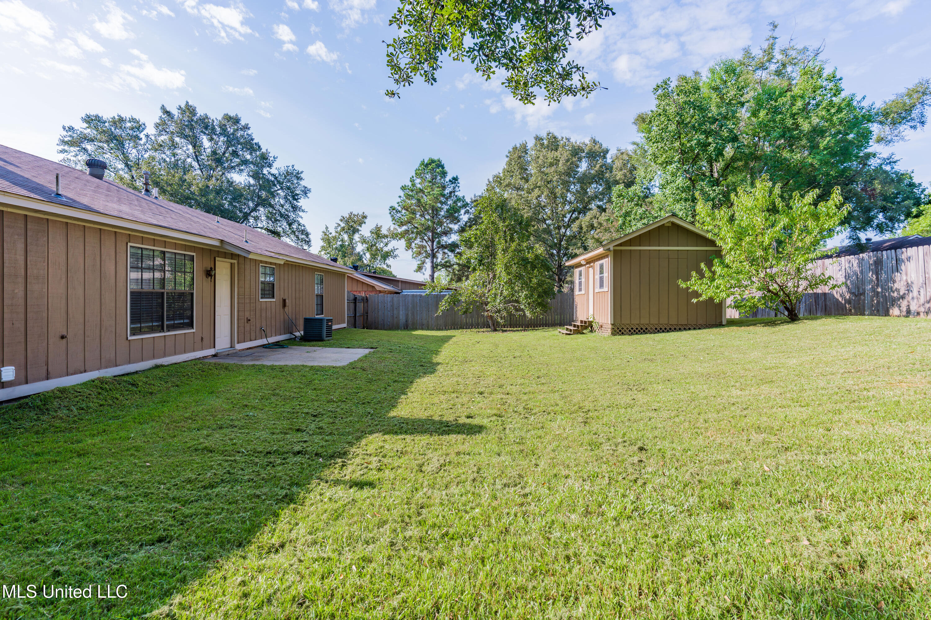 107 Spanish Moss Drive