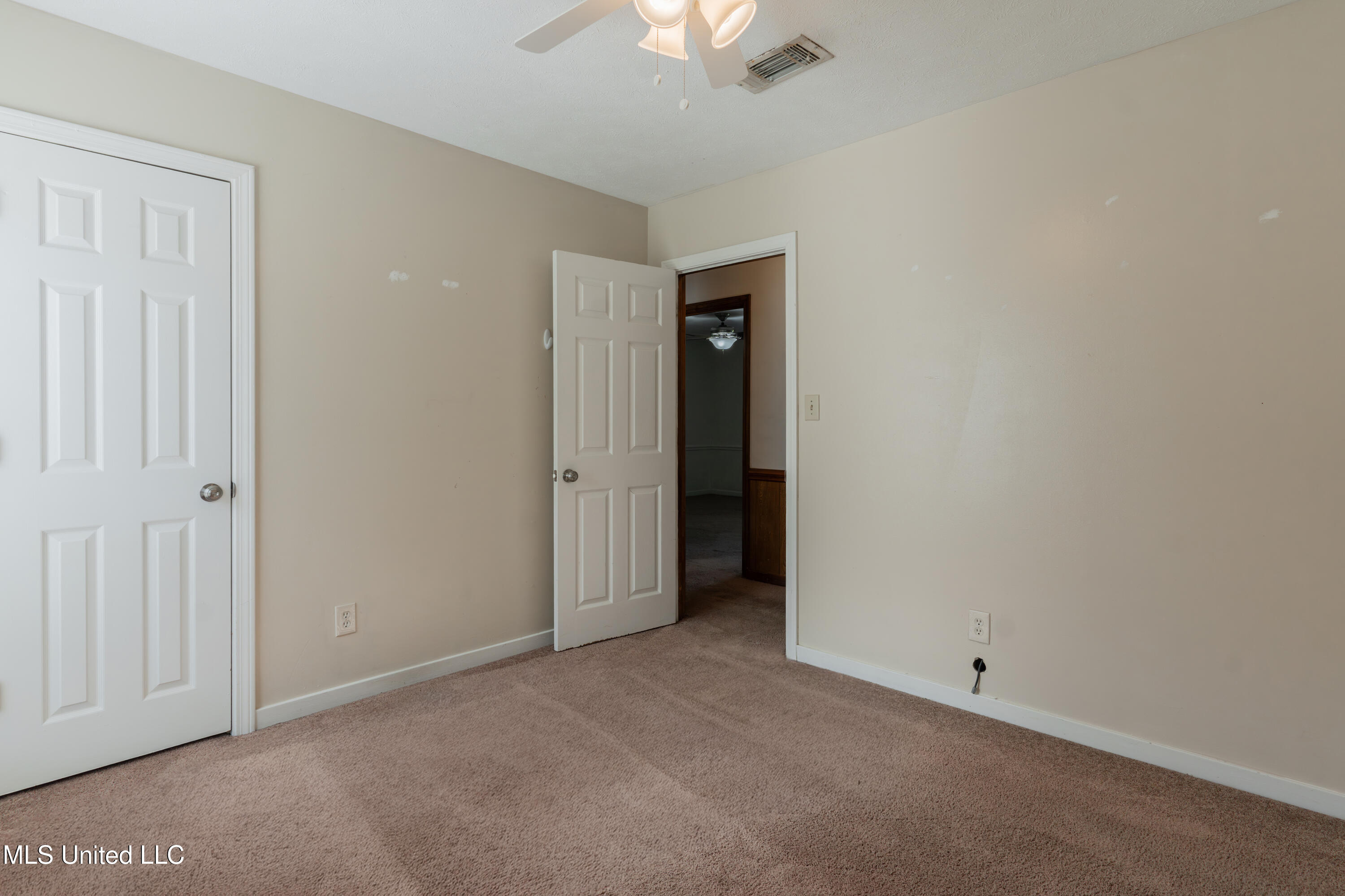 107 Spanish Moss Drive