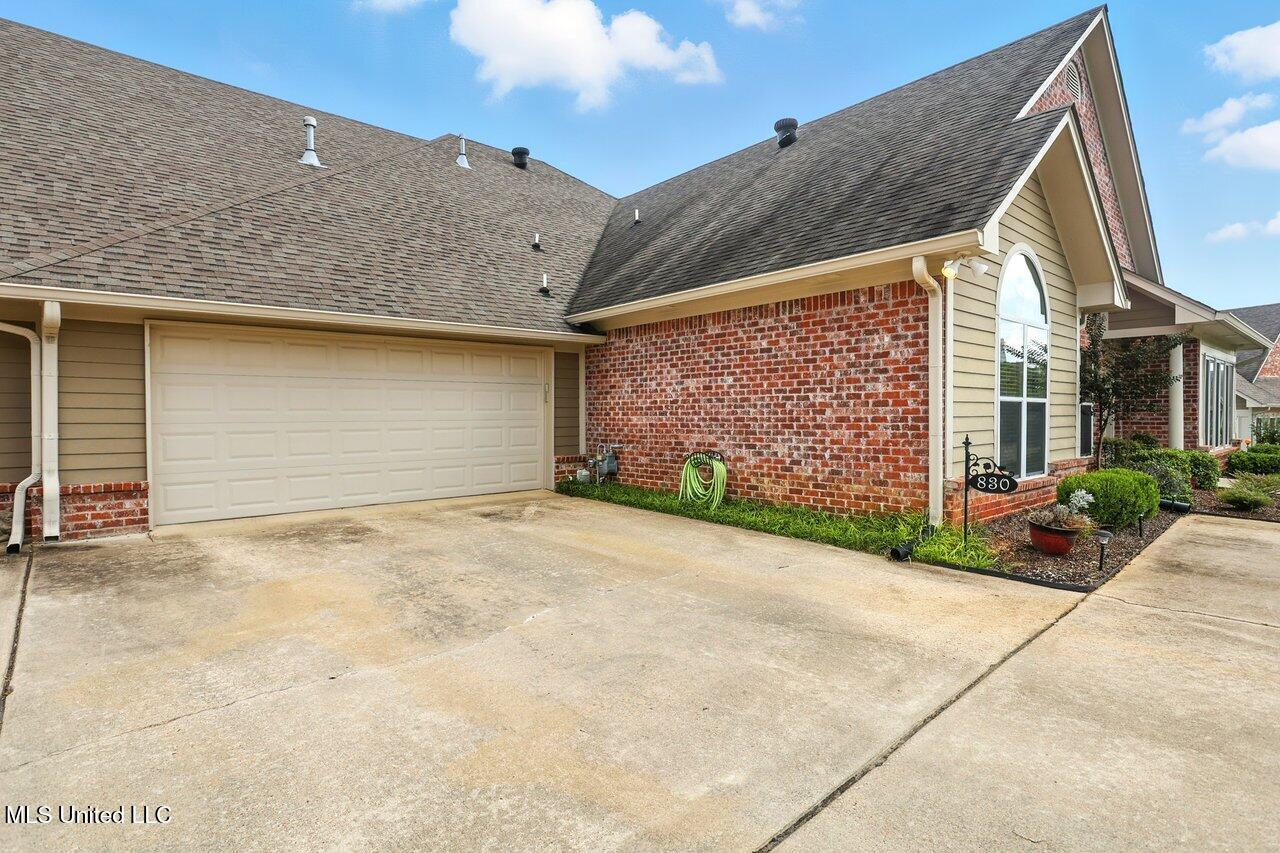 830 Sweetwater Drive