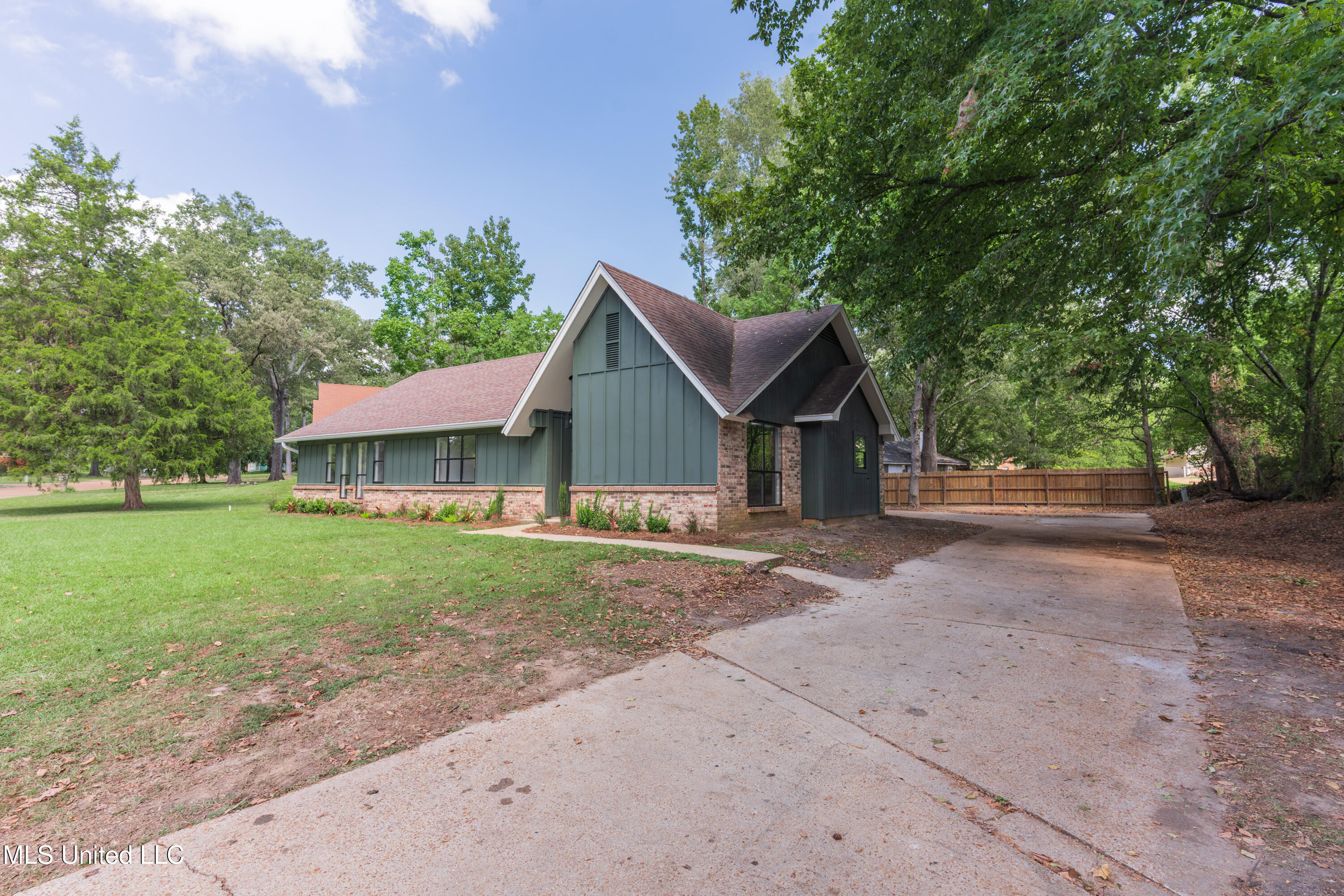 110 Casa Grande Drive