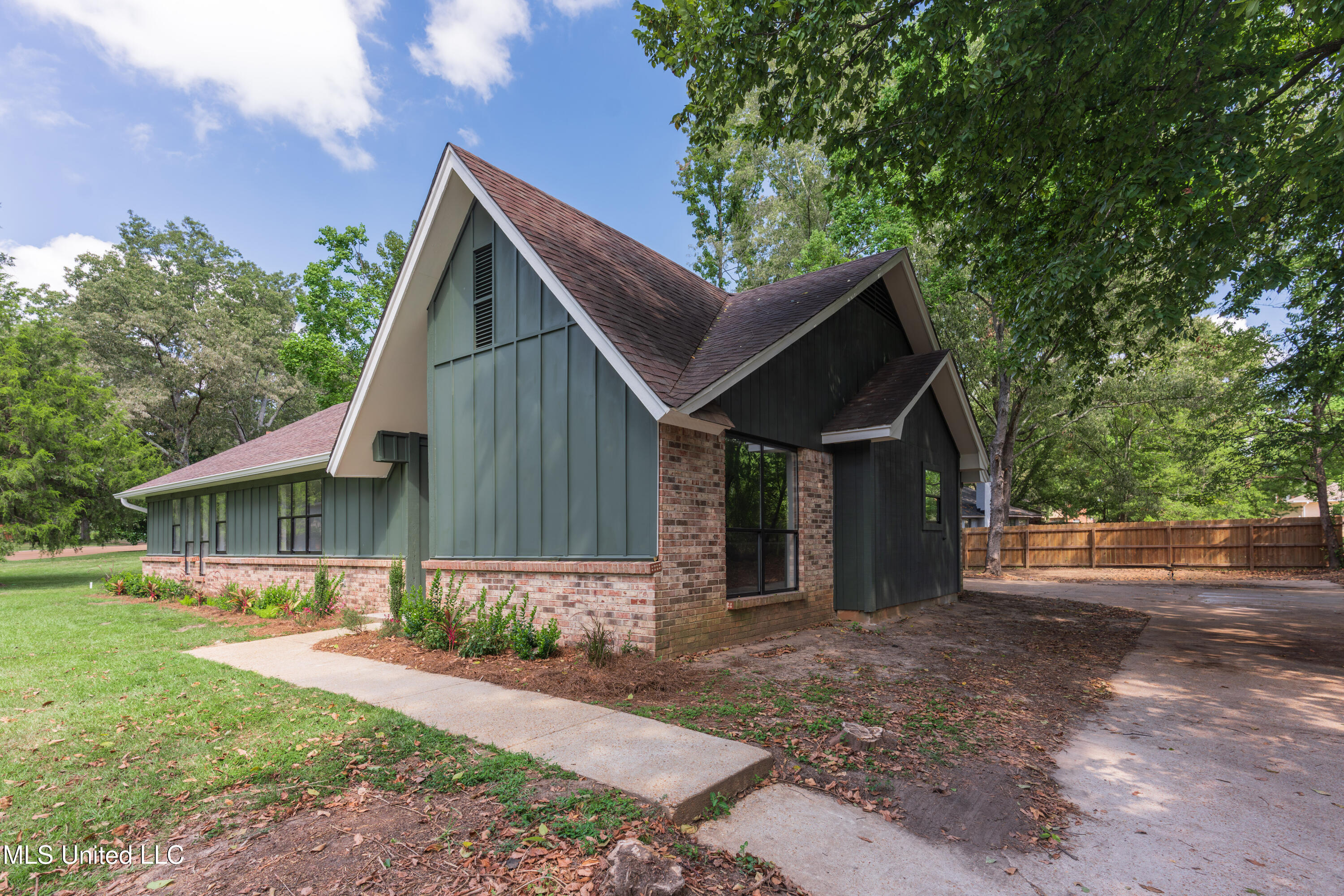 110 Casa Grande Drive