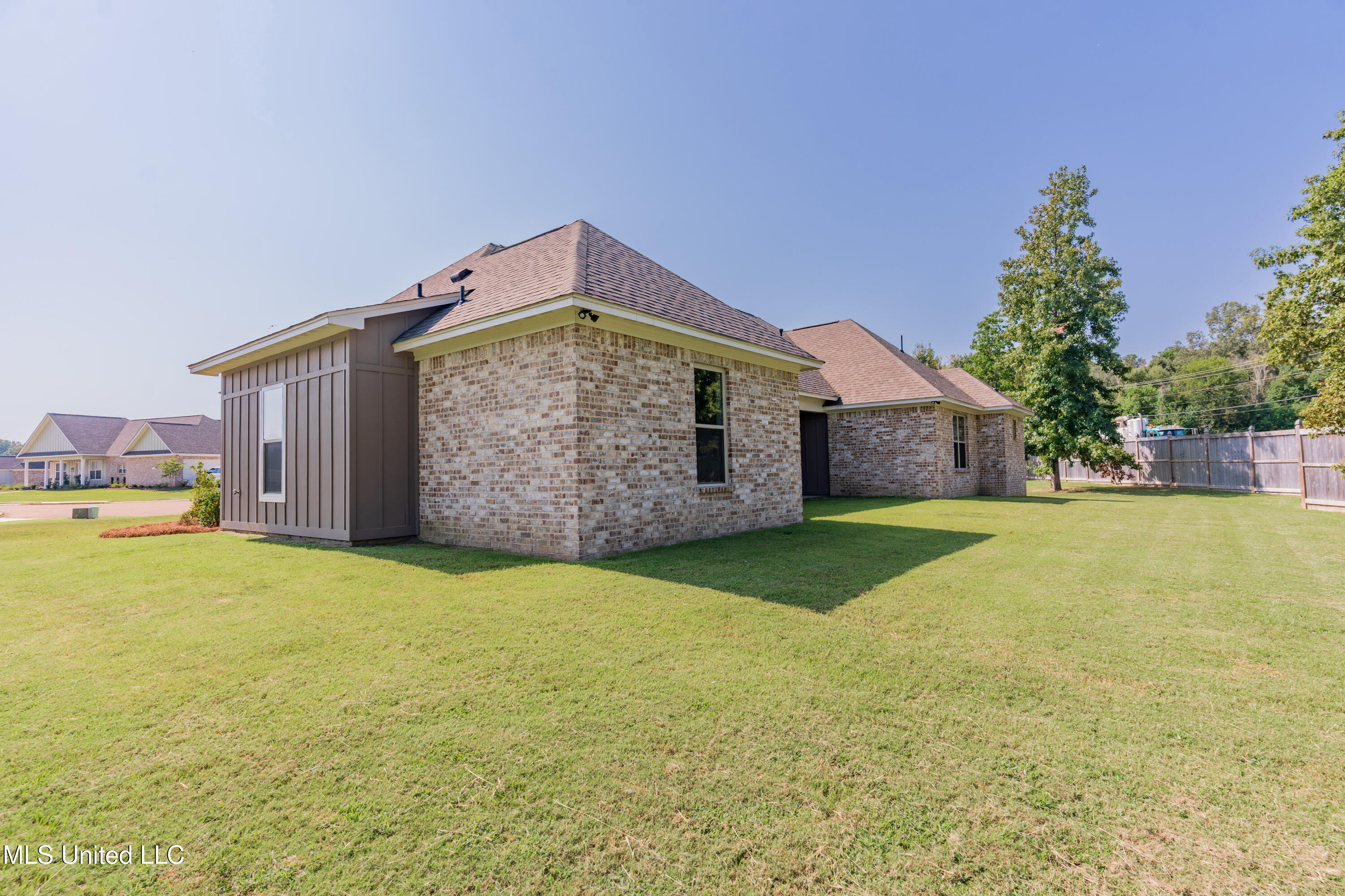 118 Trace Pointe Place