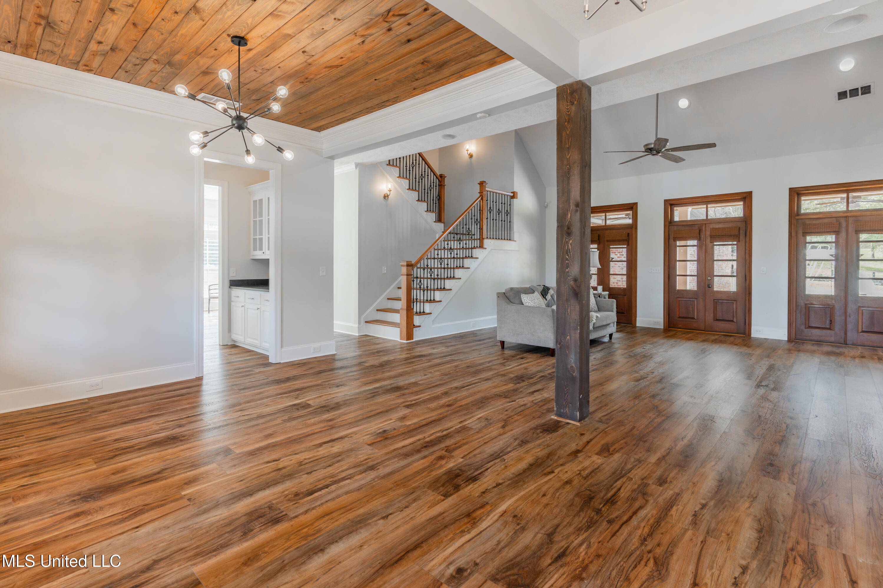 118 Viewpointe Drive