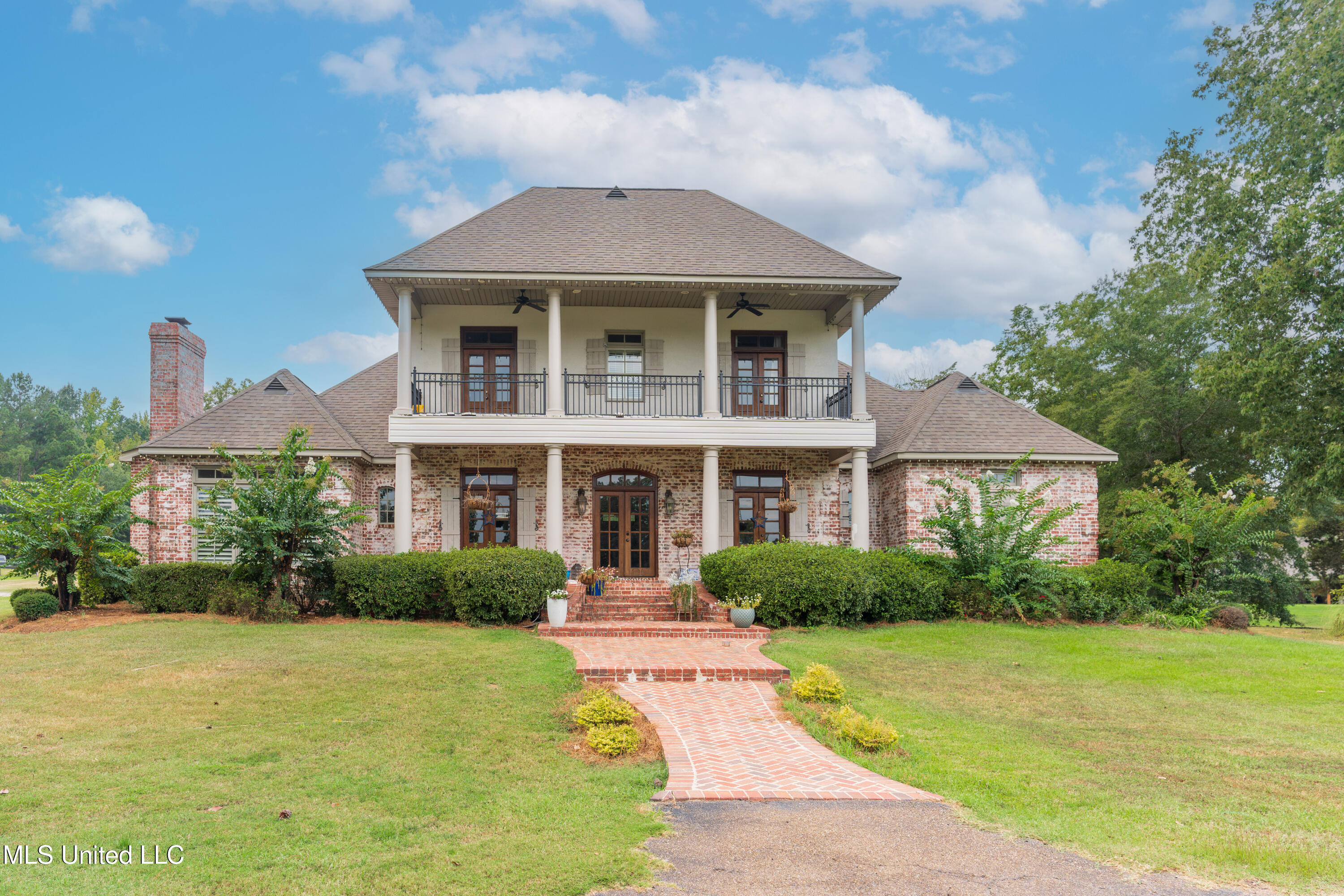 118 Viewpointe Drive