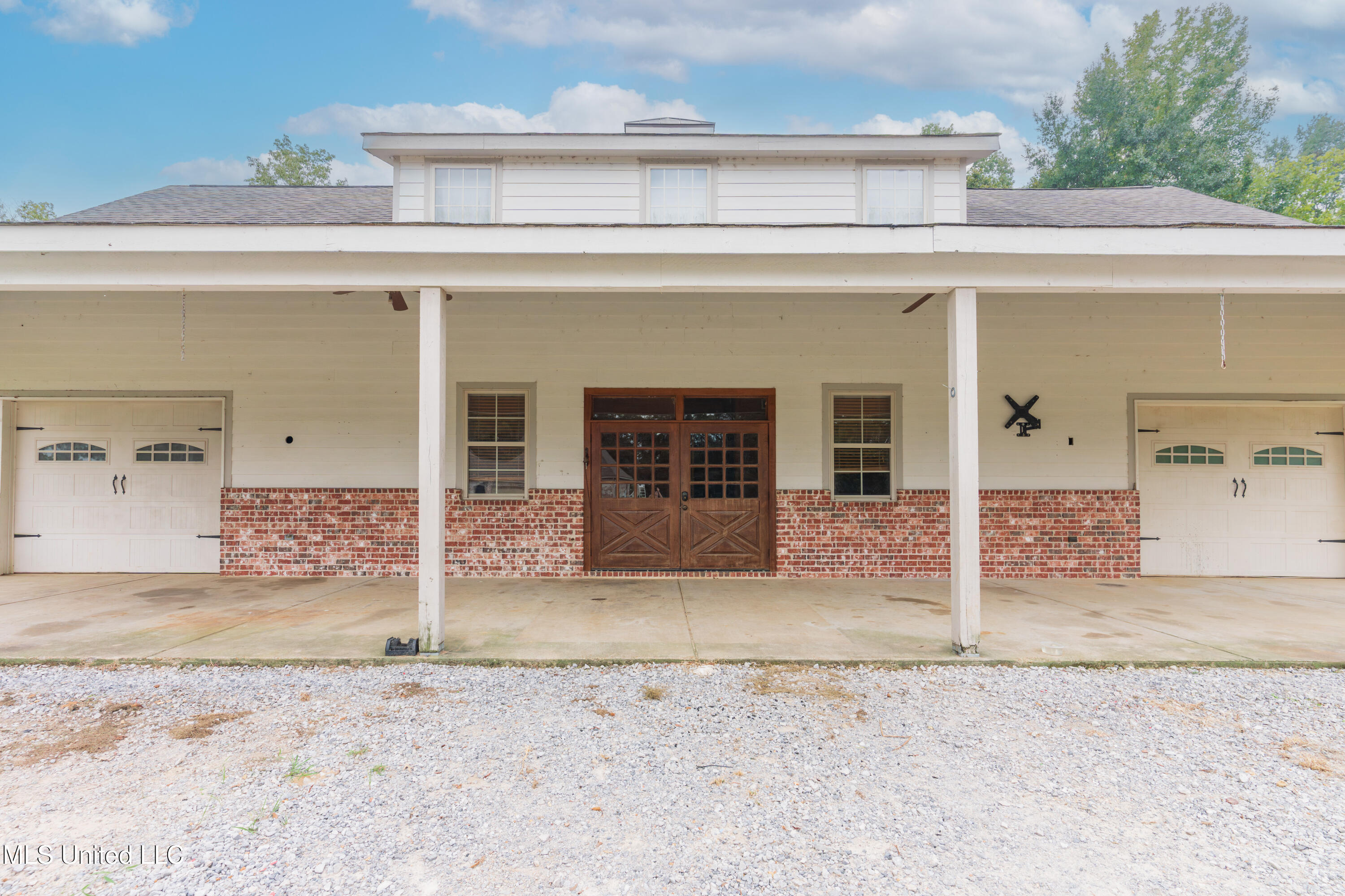 118 Viewpointe Drive