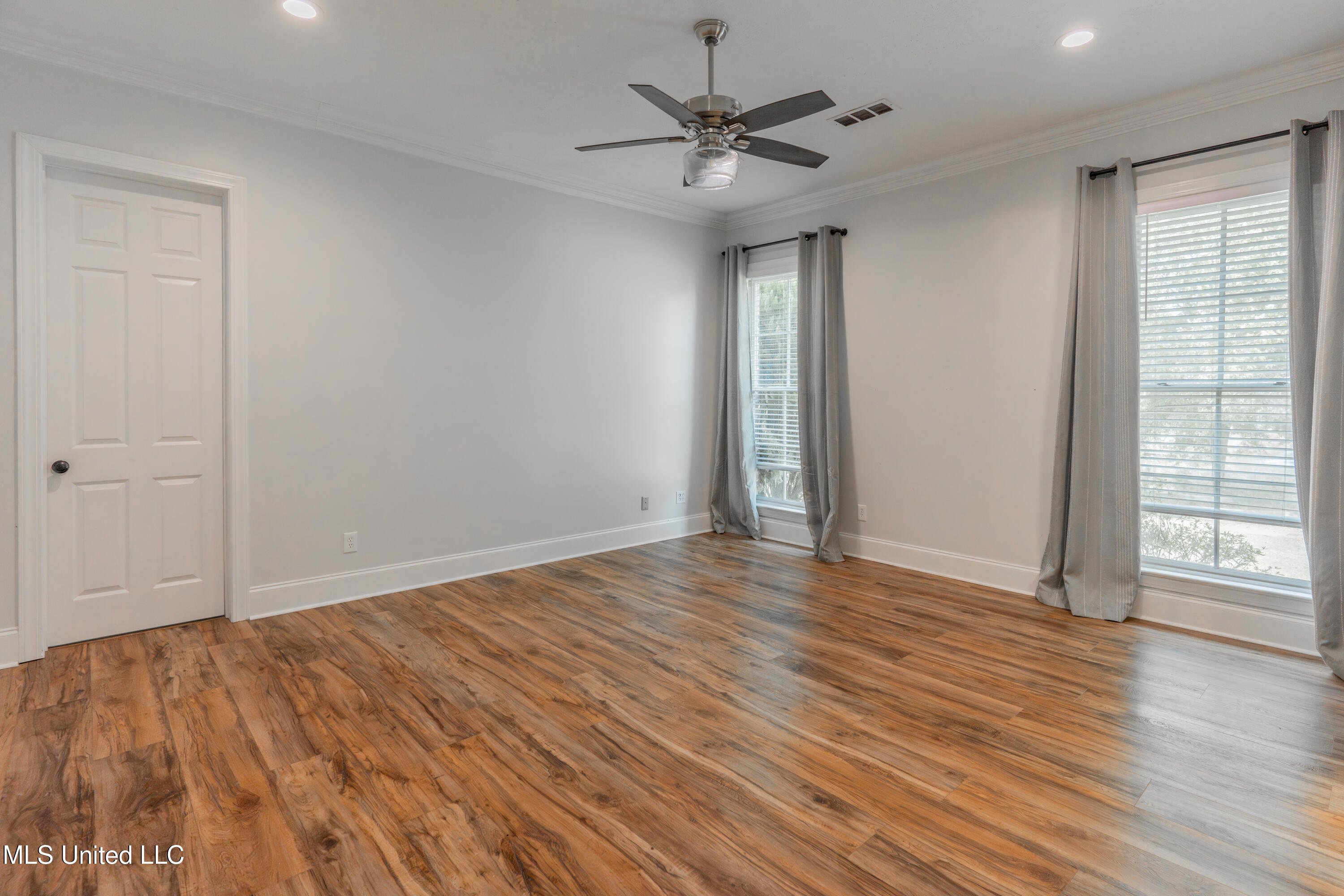 118 Viewpointe Drive