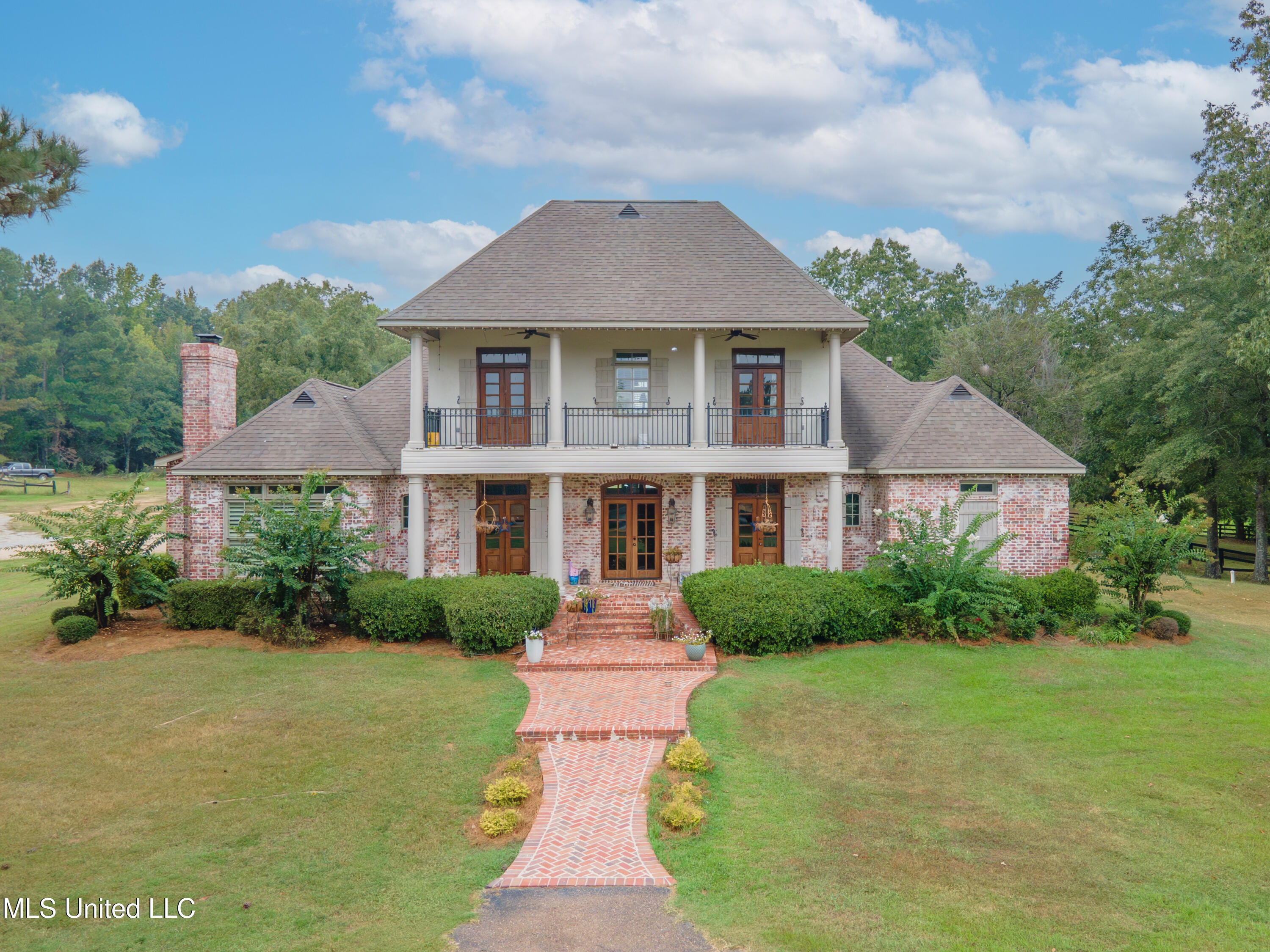 118 Viewpointe Drive