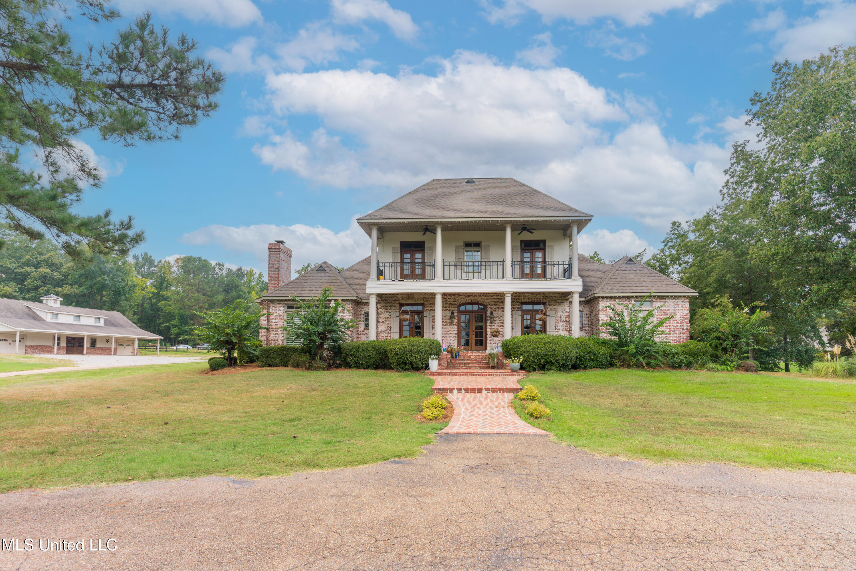 118 Viewpointe Drive