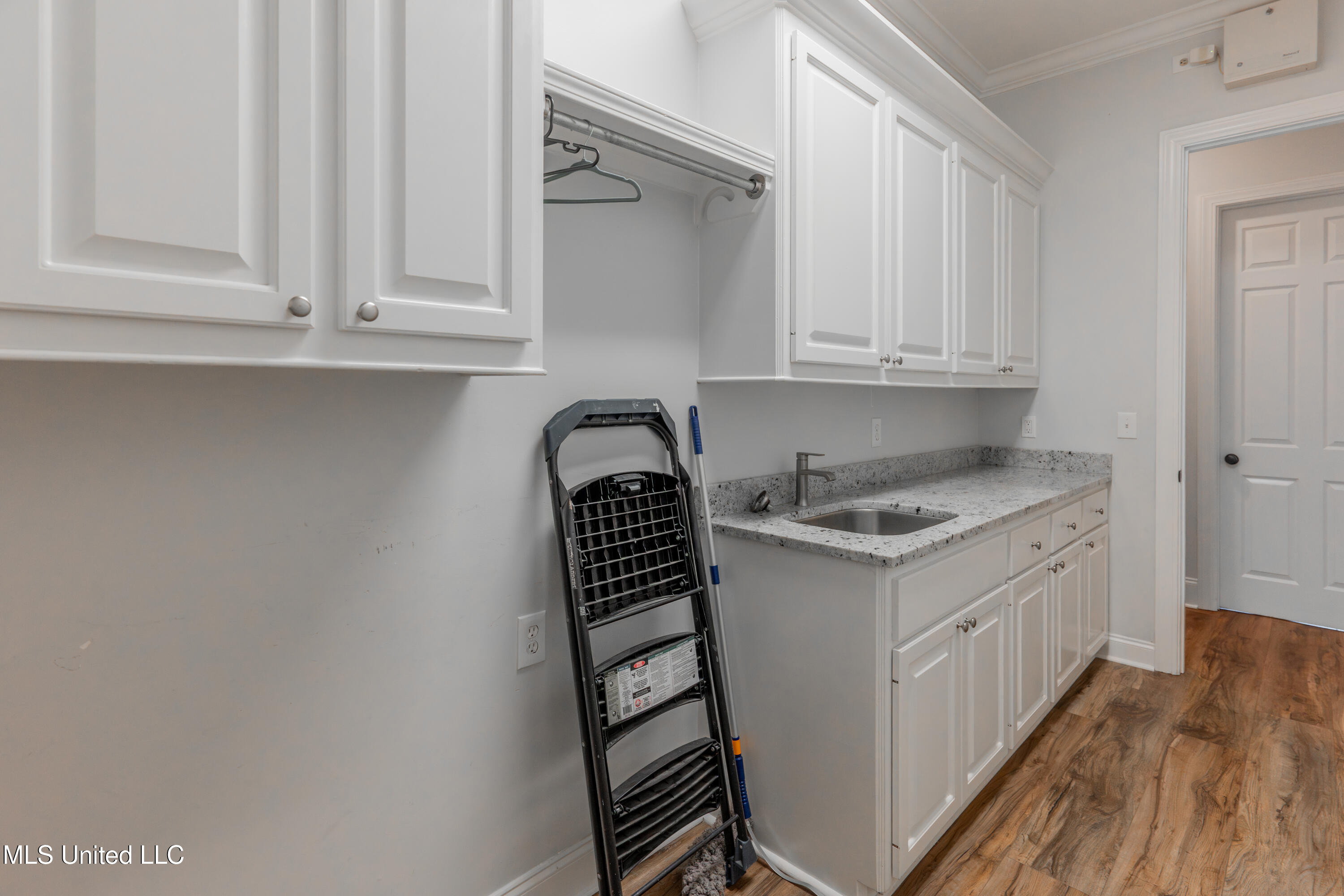 118 Viewpointe Drive