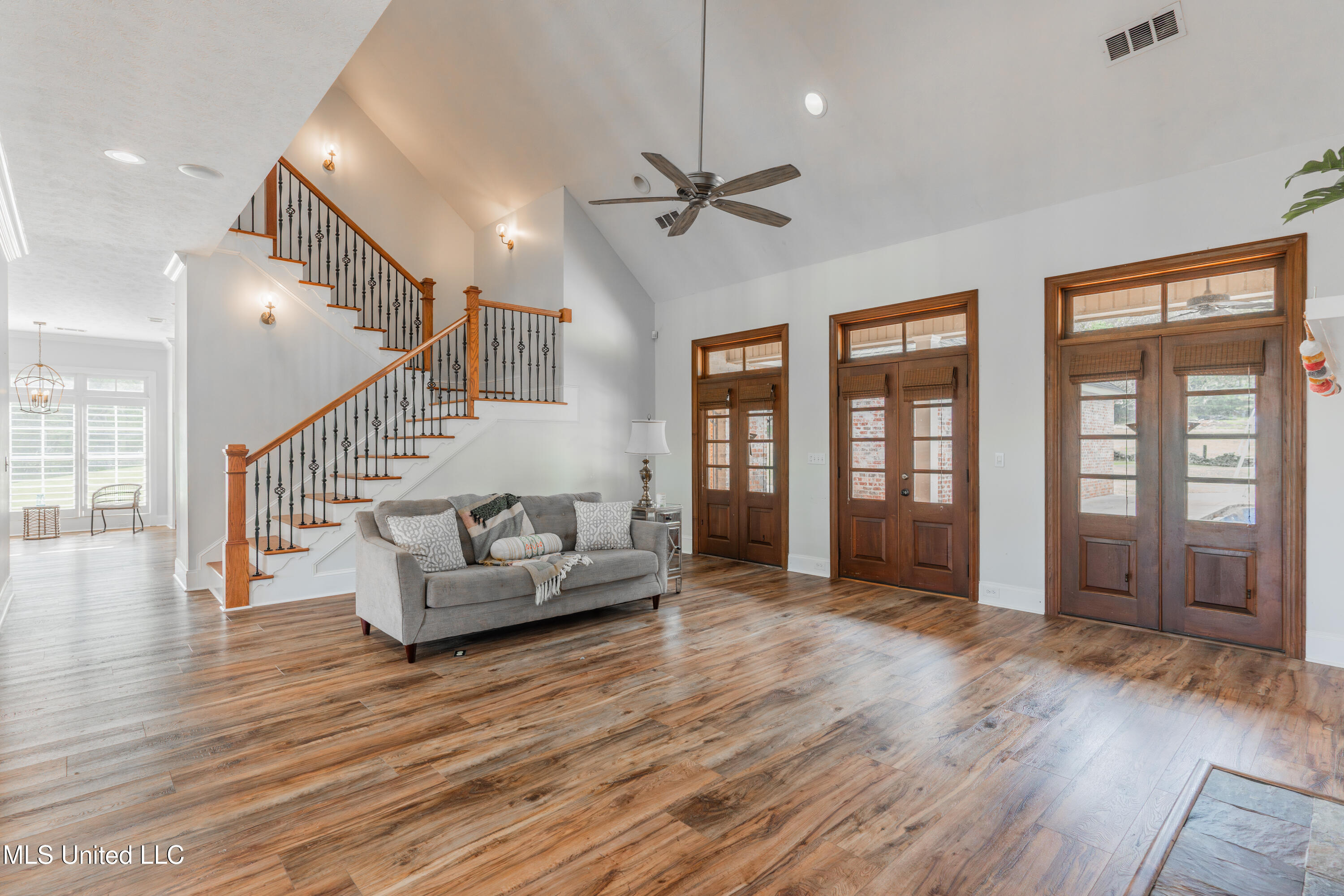 118 Viewpointe Drive