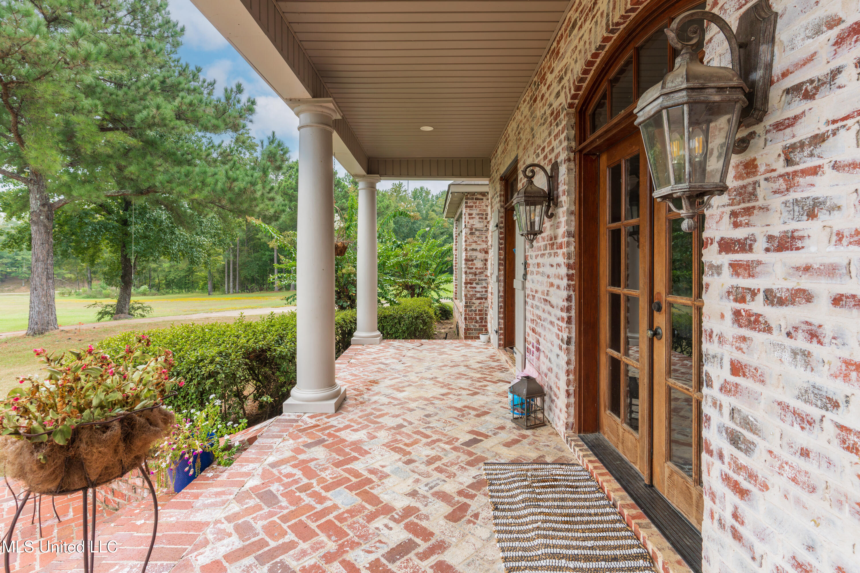 118 Viewpointe Drive