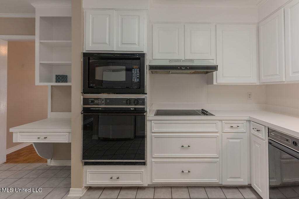 112 Tall Oaks Street