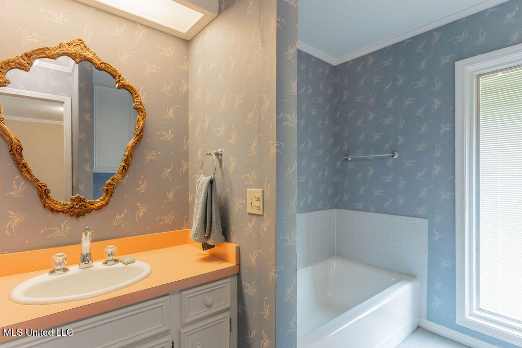 112 Tall Oaks Street