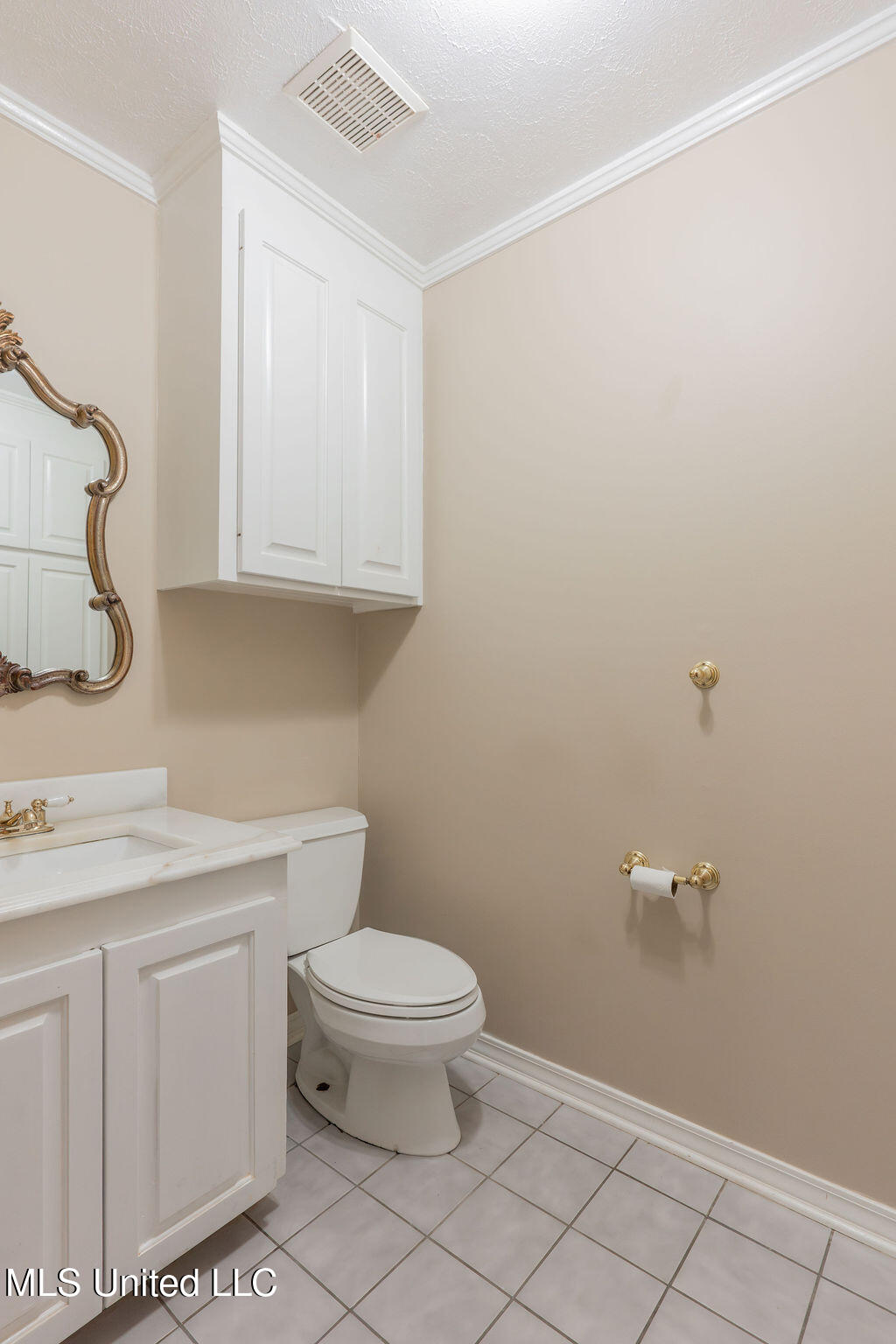 112 Tall Oaks Street