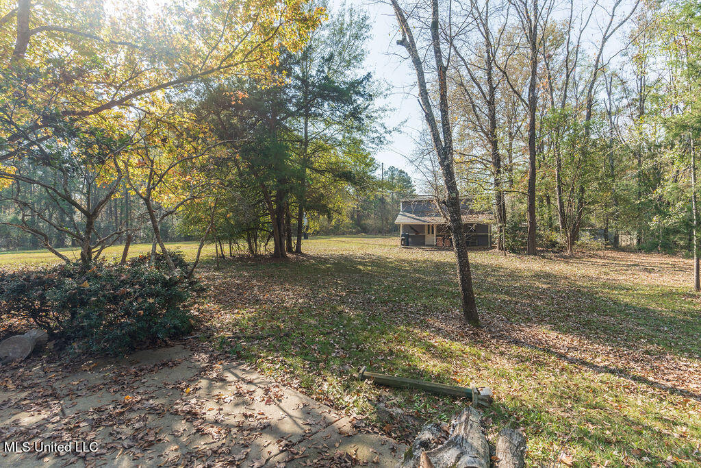 112 Tall Oaks Street