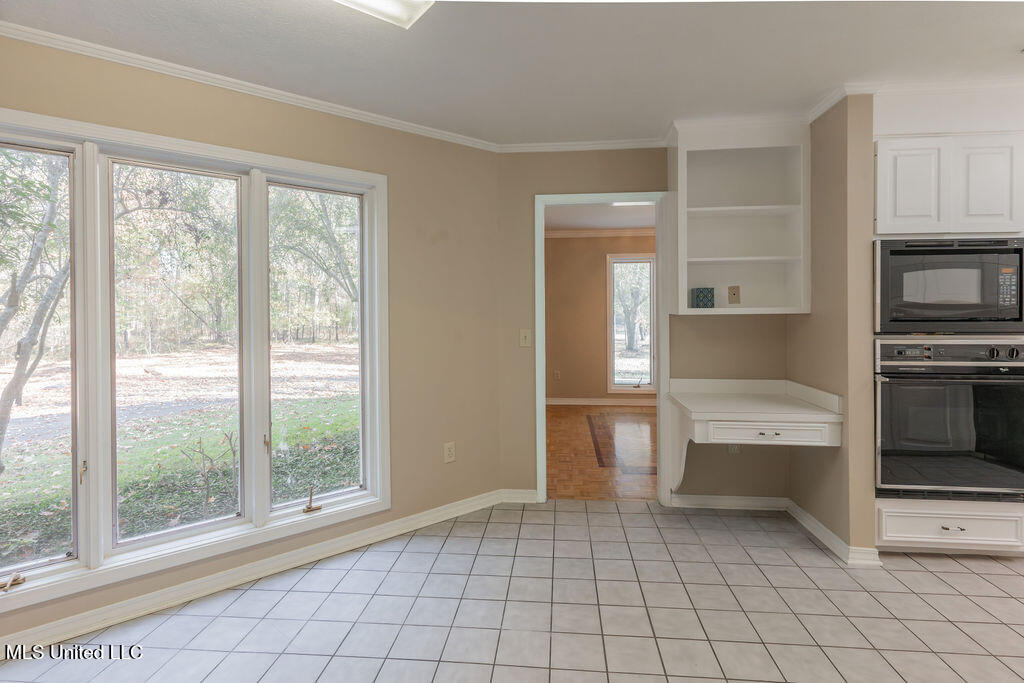 112 Tall Oaks Street