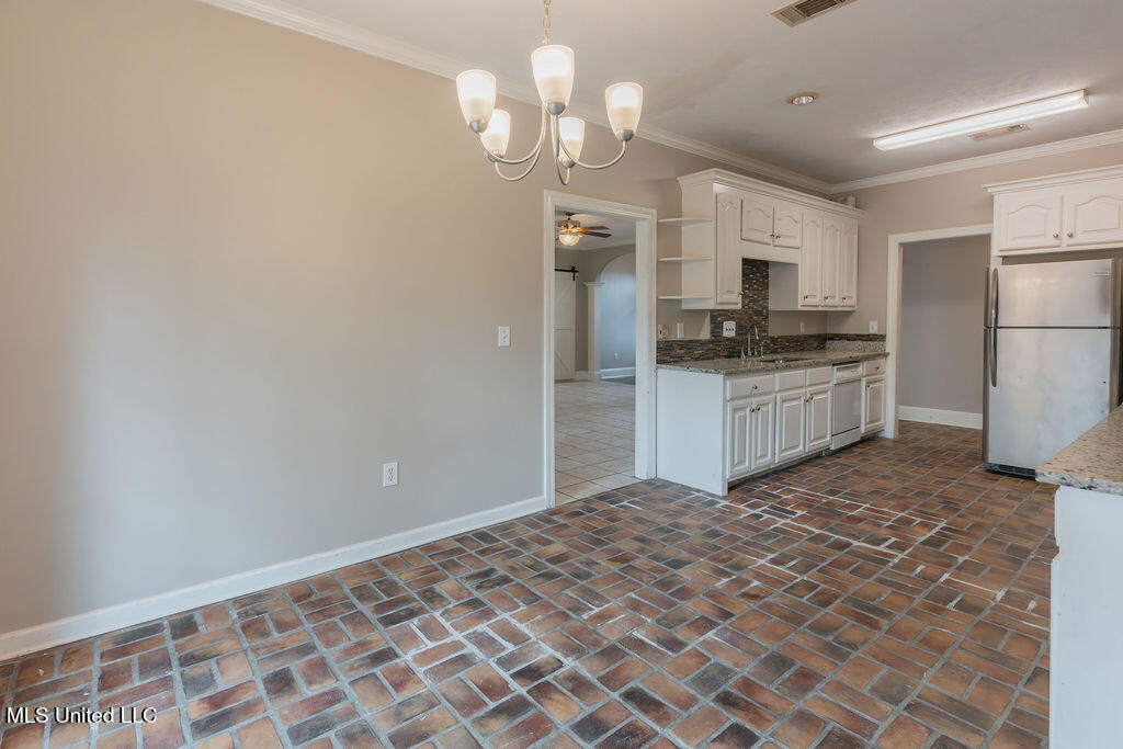 331 Cypress Creek Road