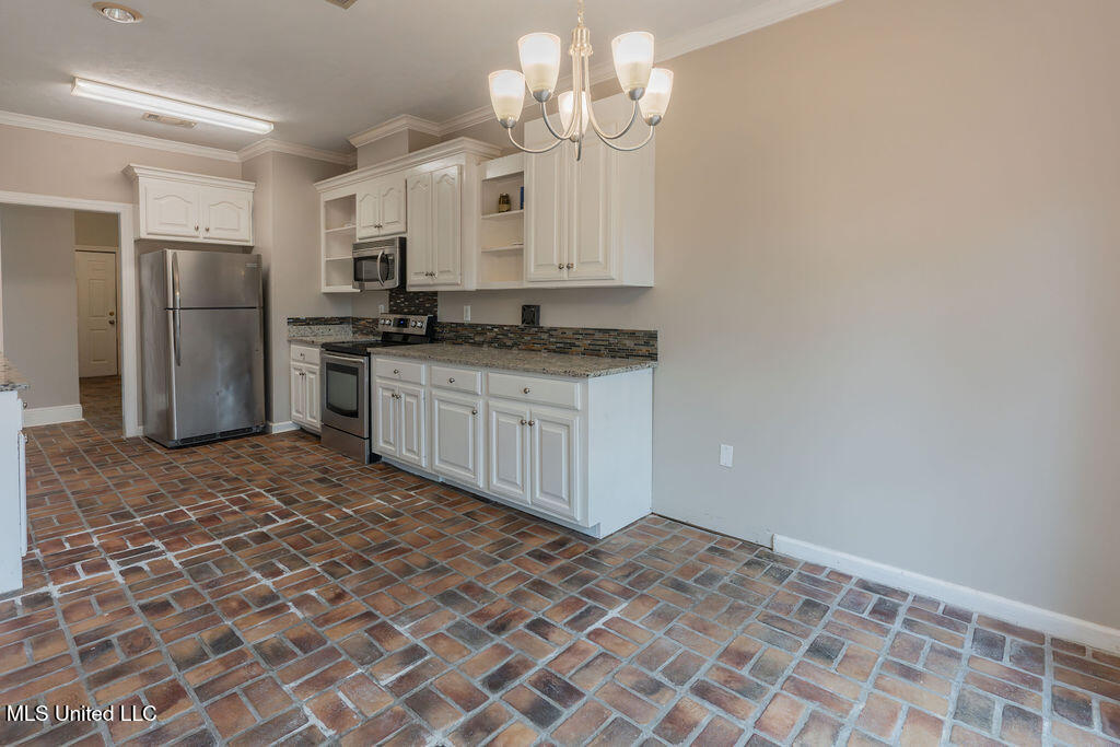 331 Cypress Creek Road