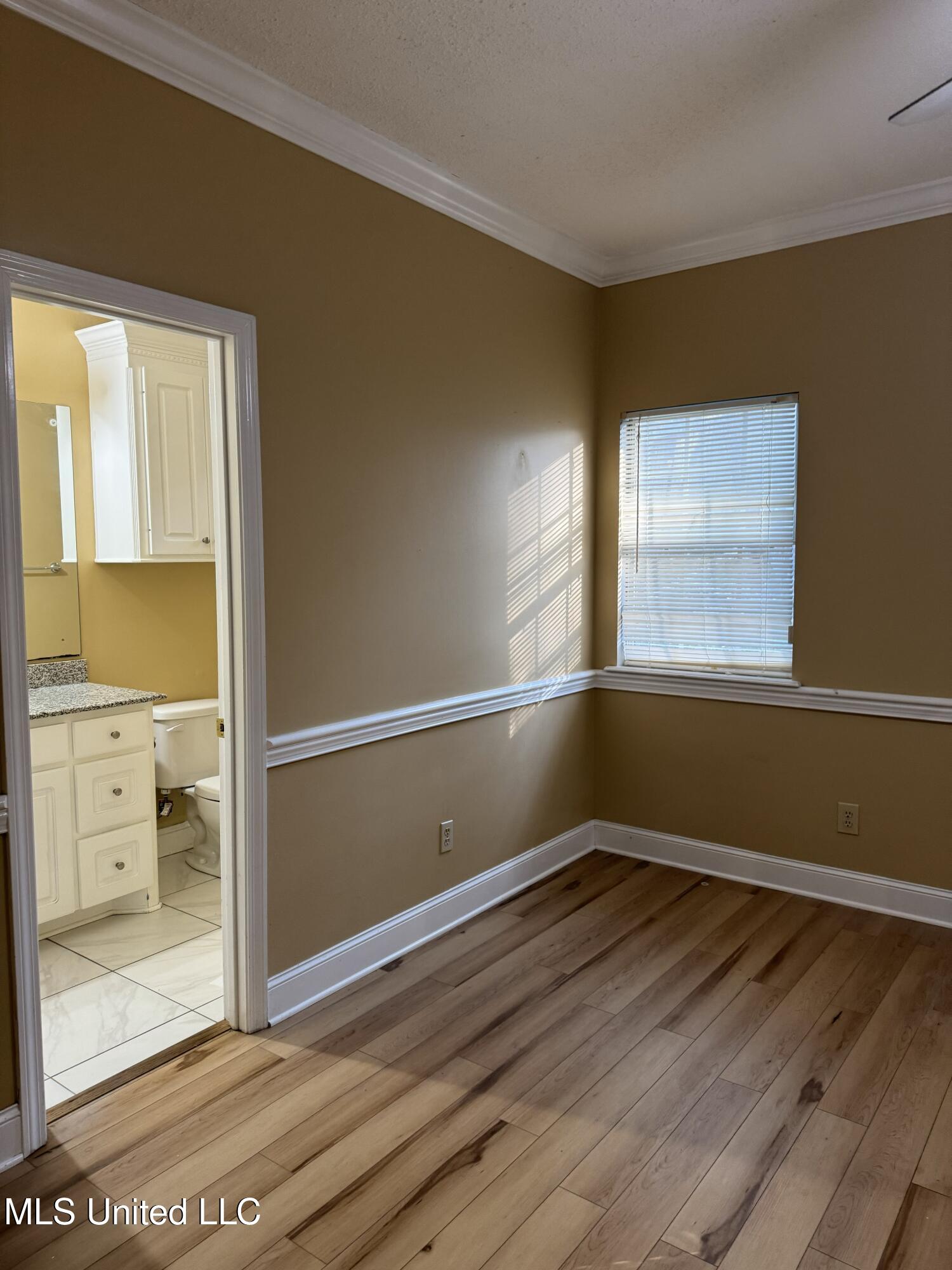 204 Lake Forest Lane