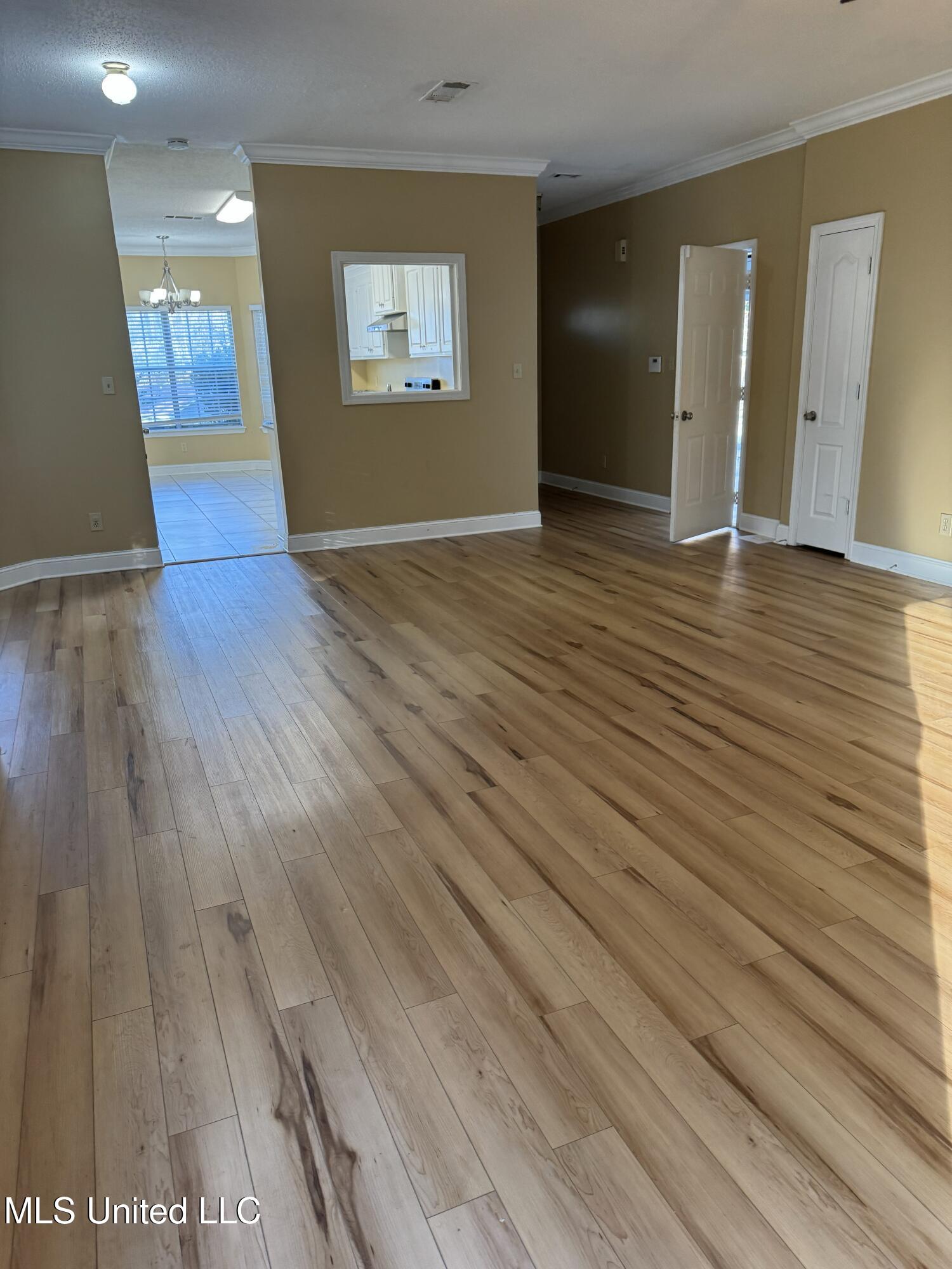 204 Lake Forest Lane