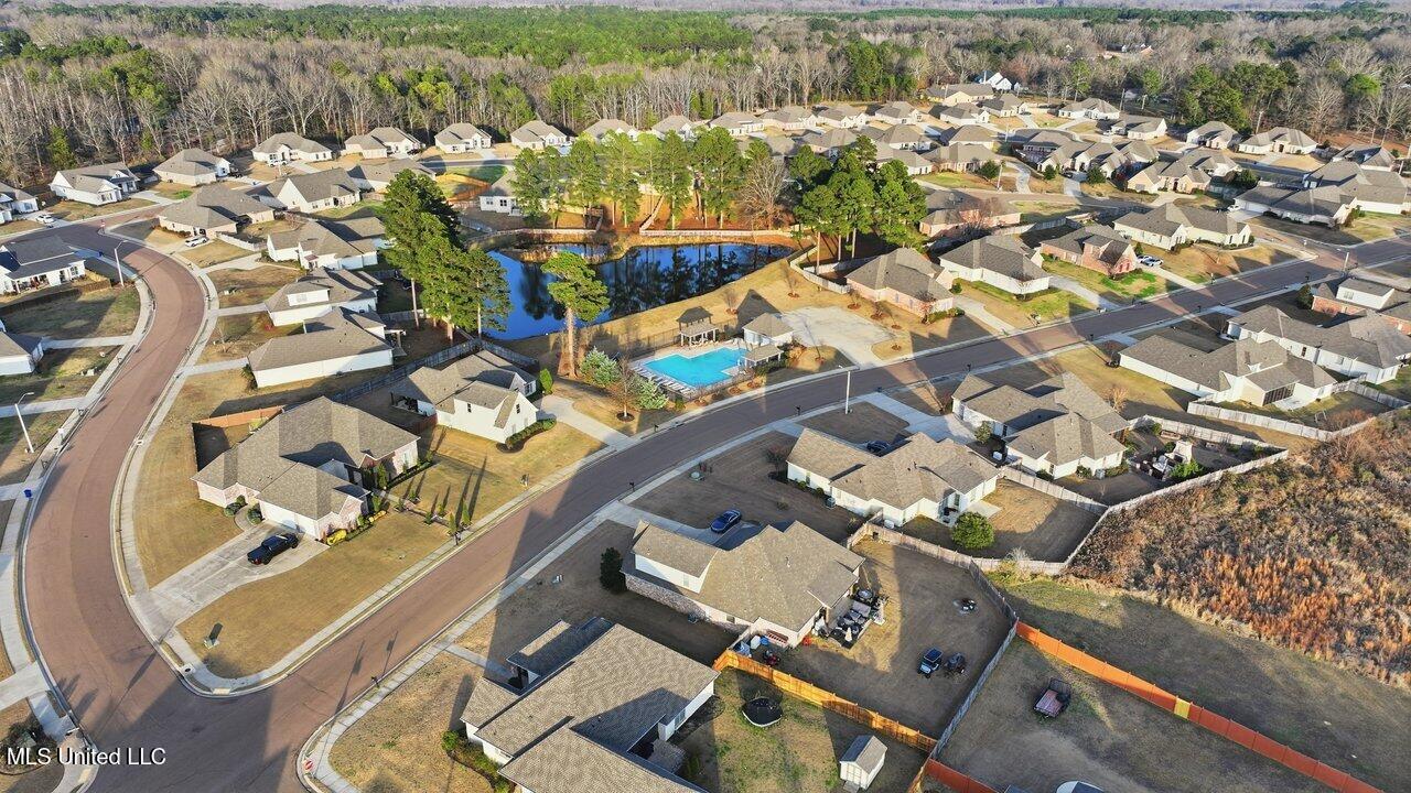 180 Catherine Boulevard