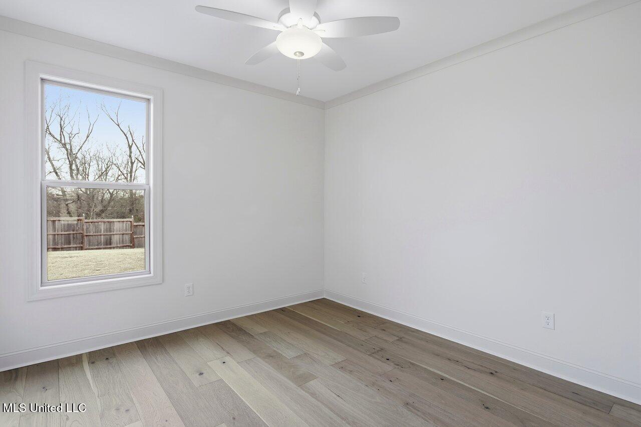 180 Catherine Boulevard