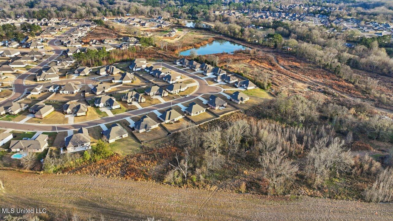 180 Catherine Boulevard