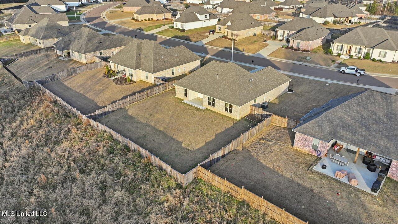 180 Catherine Boulevard