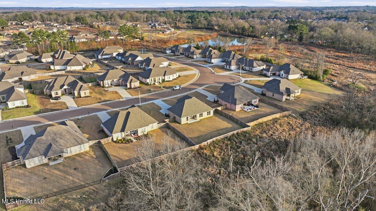 180 Catherine Boulevard