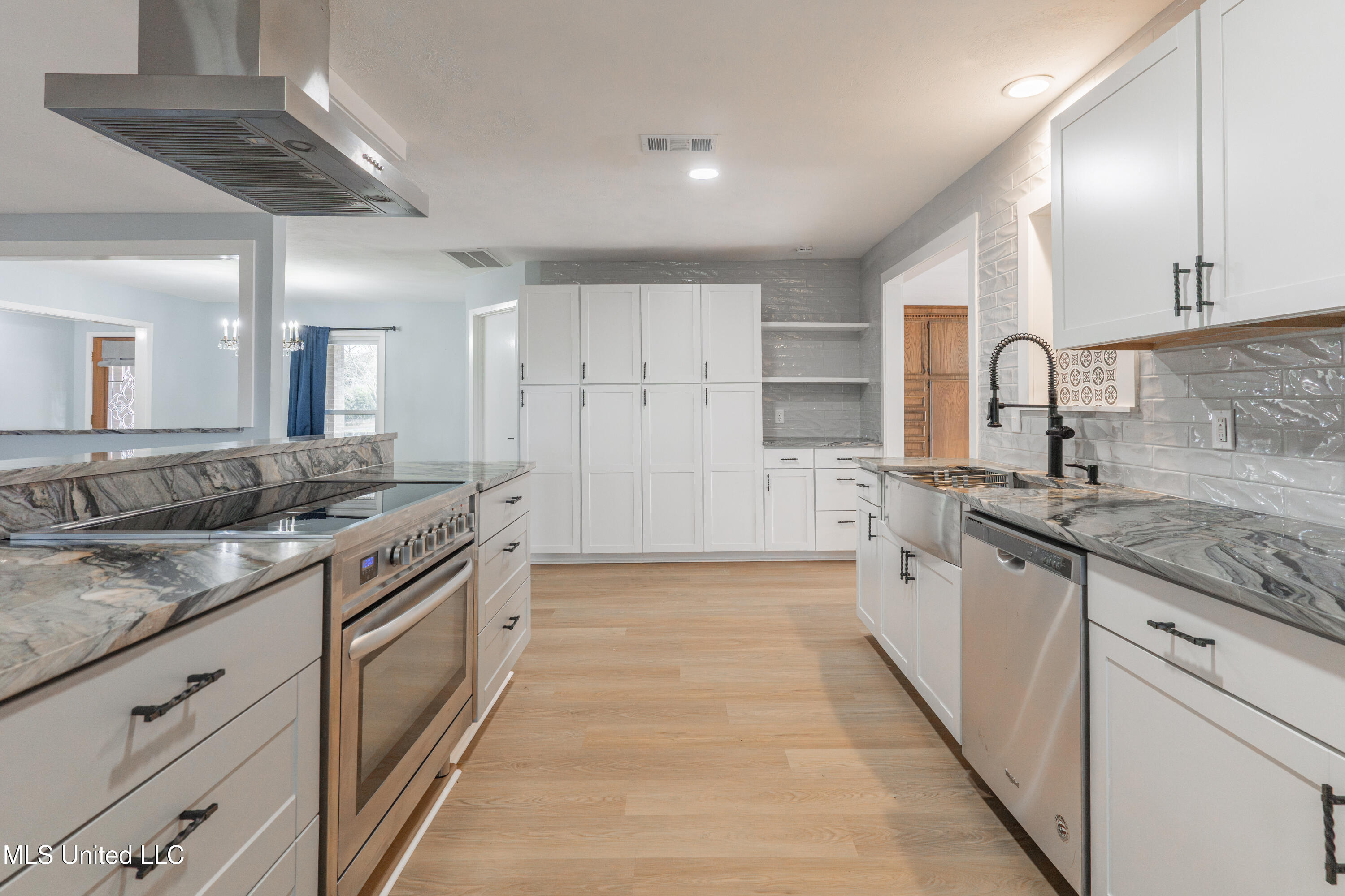 5285 Williamson Road