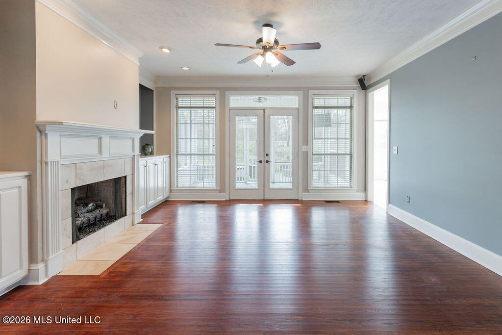 102 Hickory Hills Drive