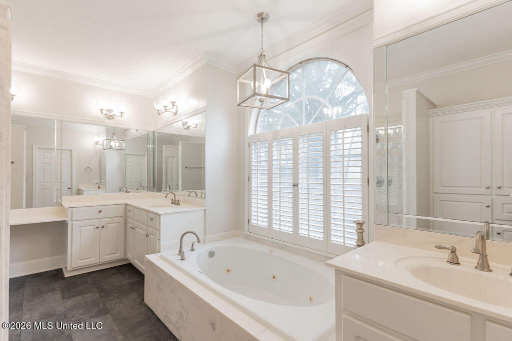 102 Hickory Hills Drive