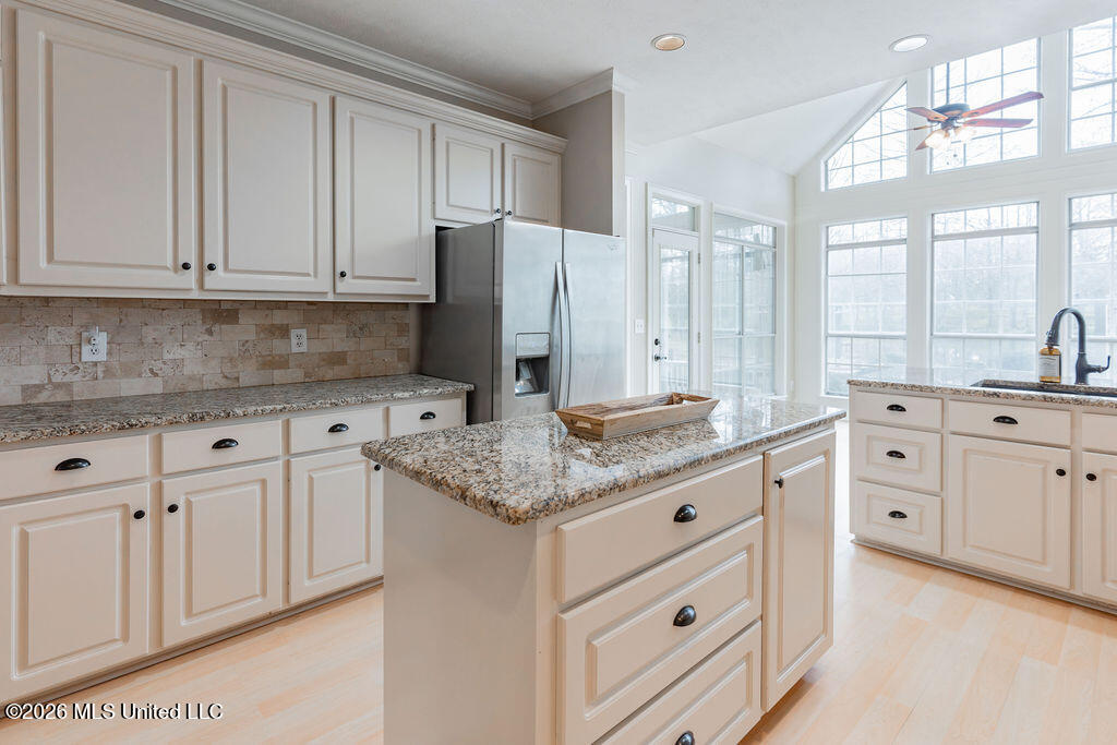 102 Hickory Hills Drive