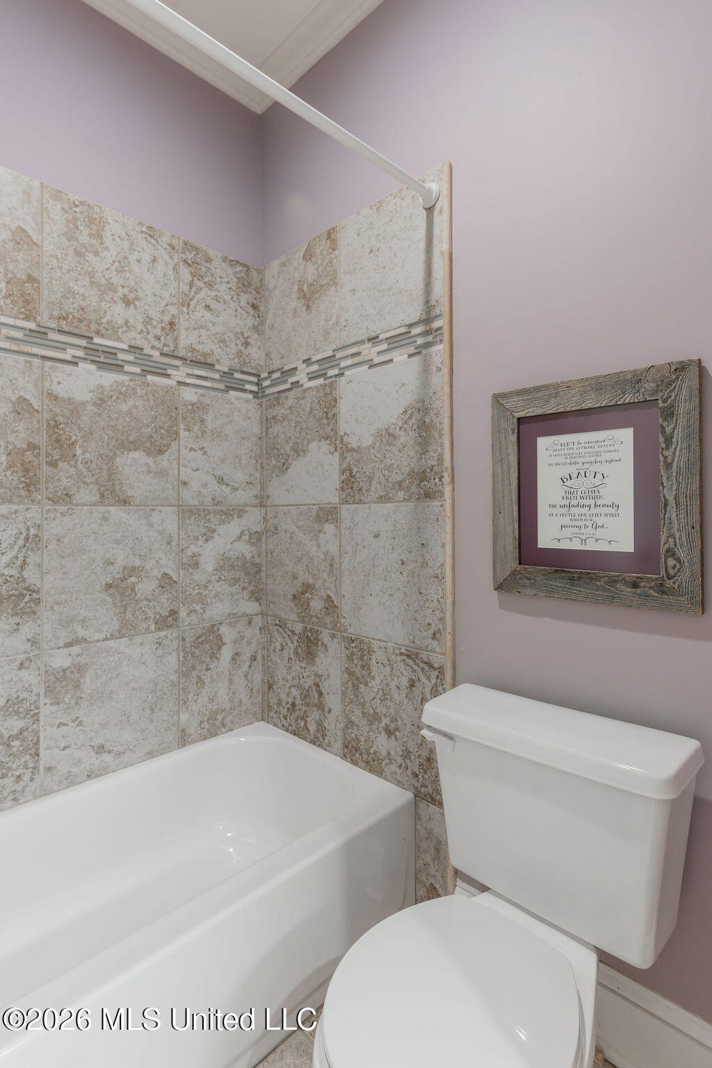 102 Hickory Hills Drive