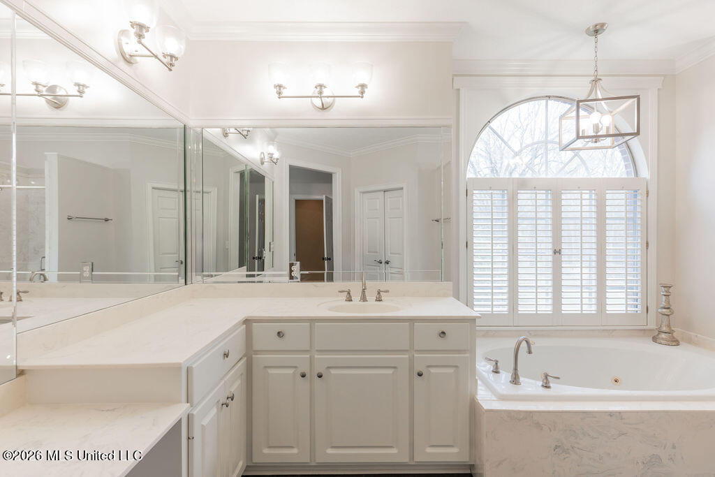 102 Hickory Hills Drive