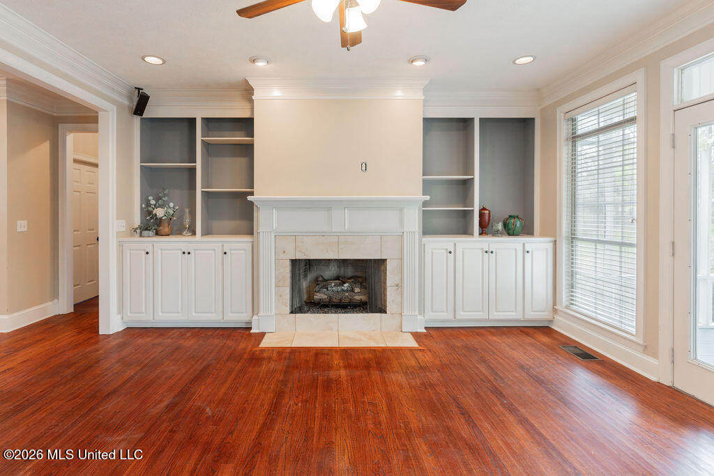 102 Hickory Hills Drive