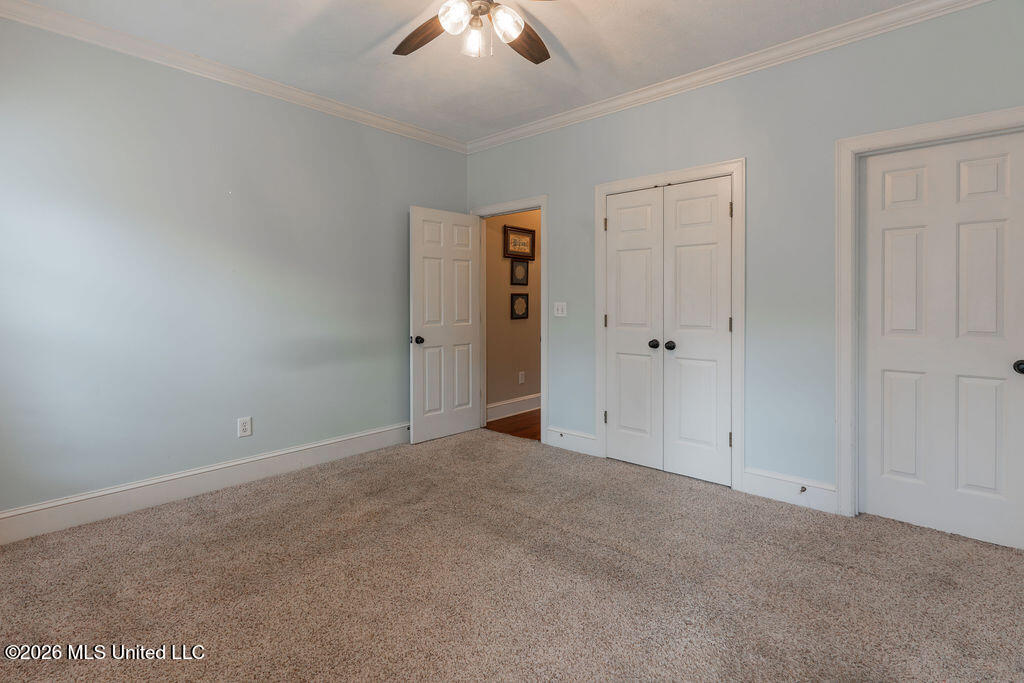 102 Hickory Hills Drive