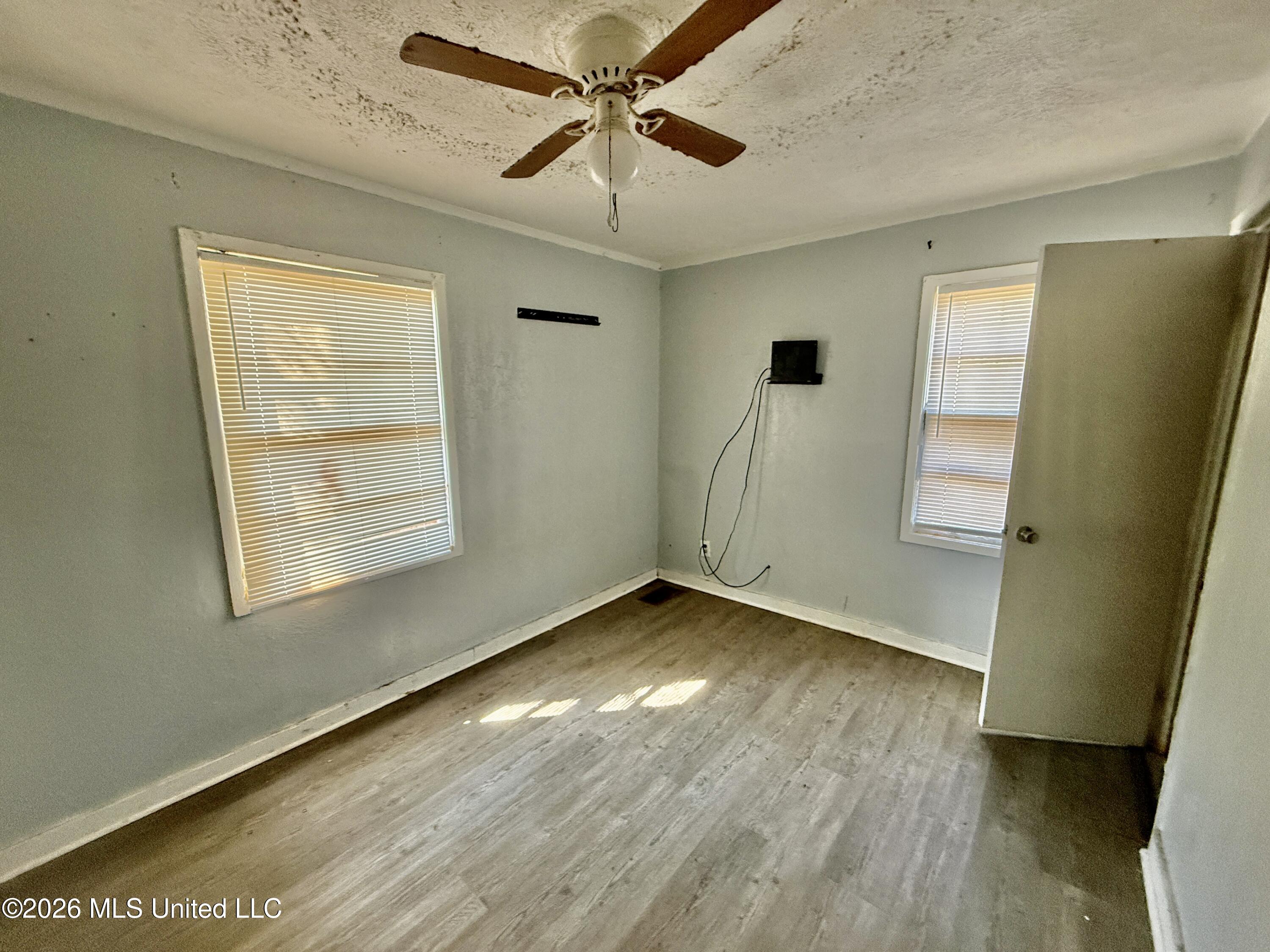 2607 Brookwood Drive