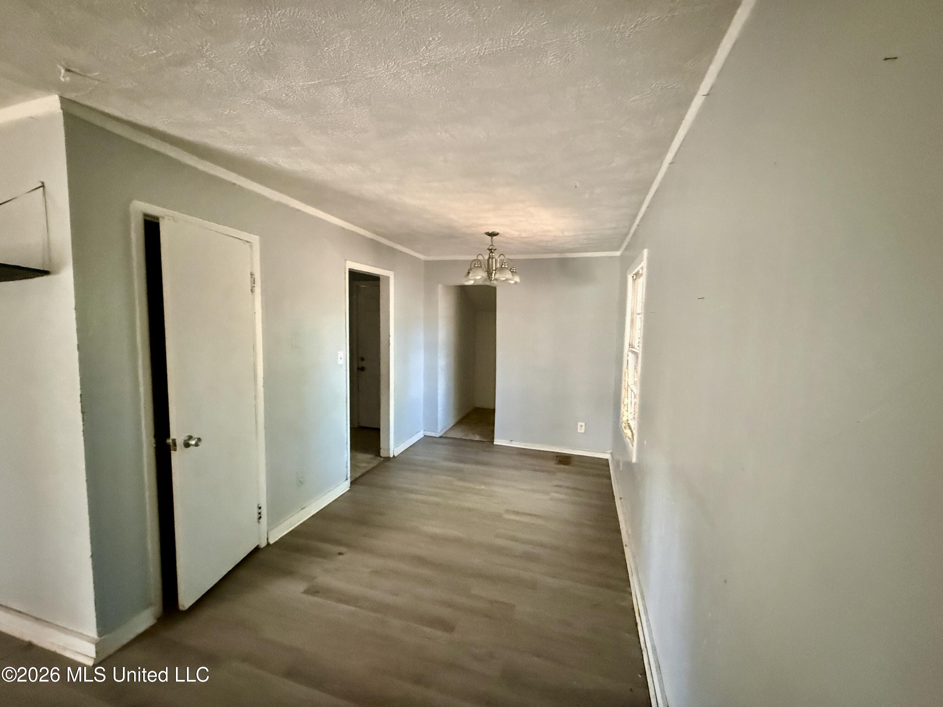 2607 Brookwood Drive