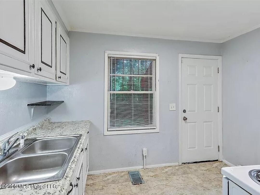 2607 Brookwood Drive