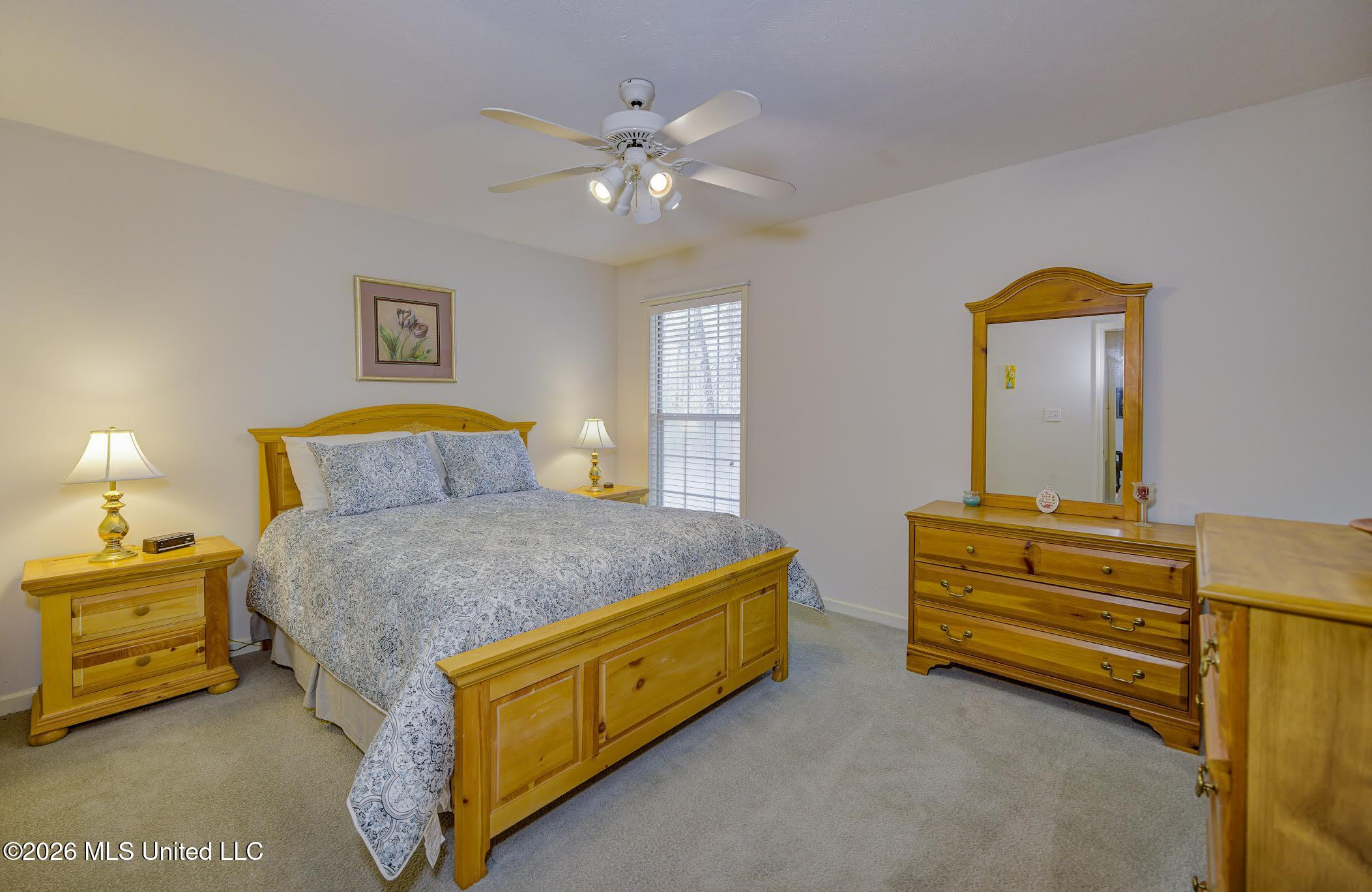 806 Winding Hills Drive