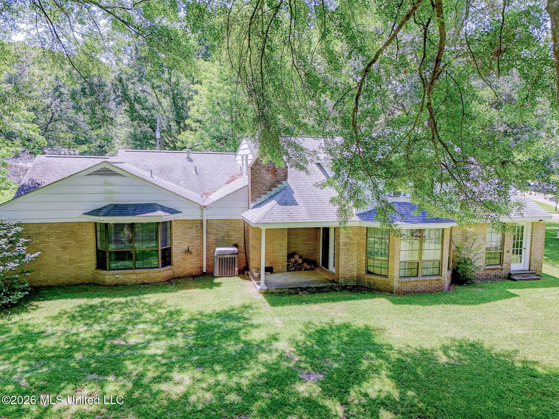 905 Wildwood Drive