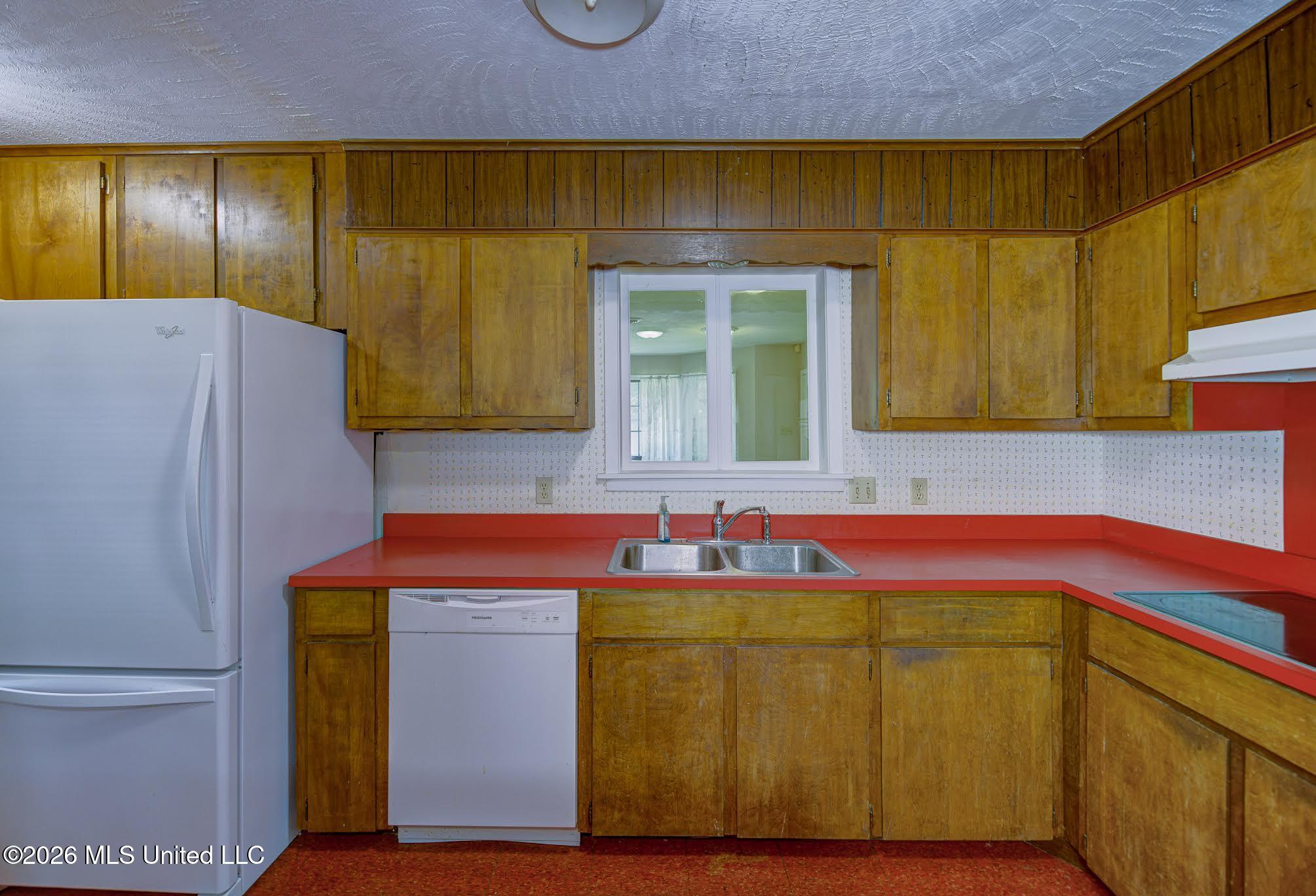 905 Wildwood Drive