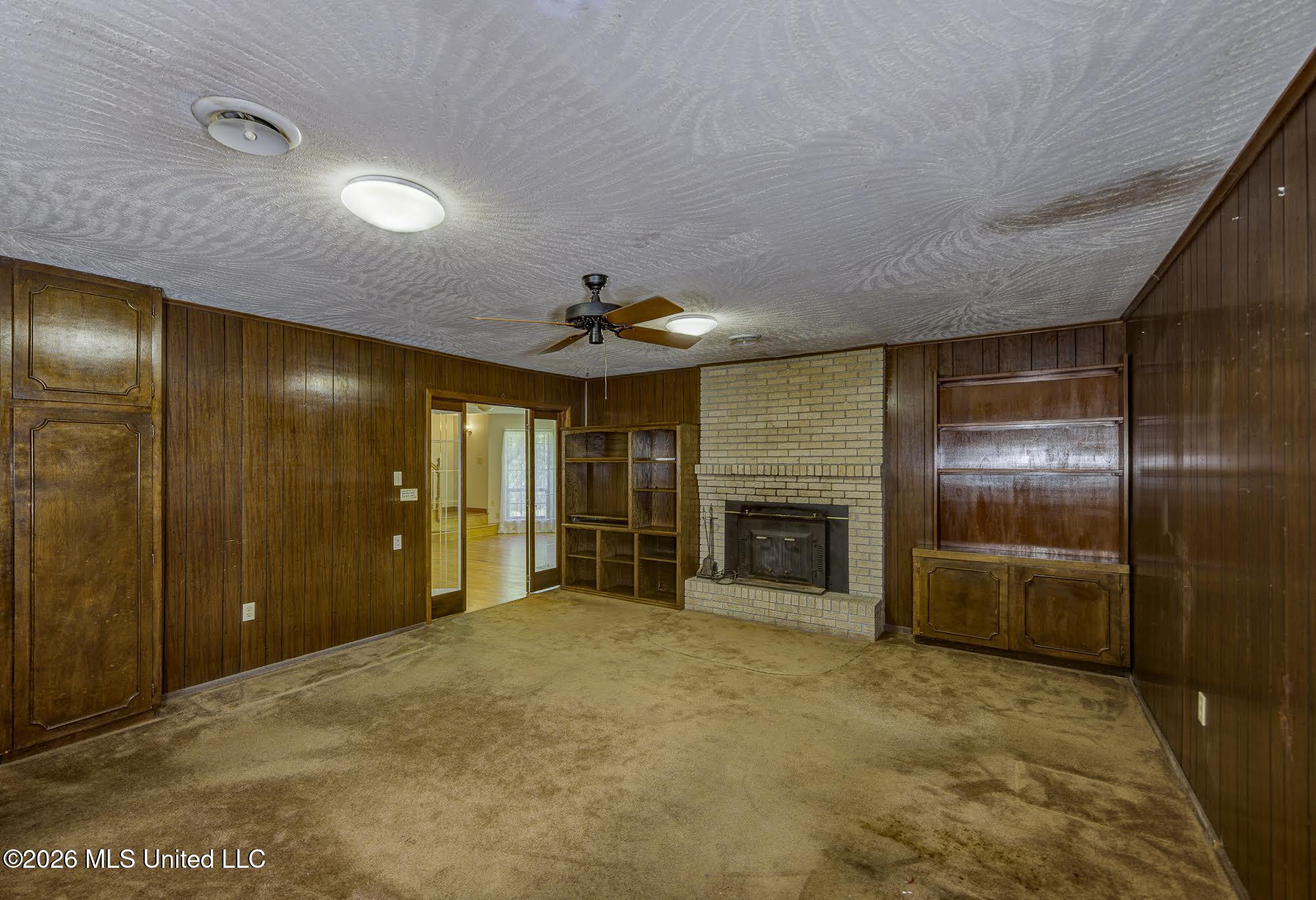 905 Wildwood Drive