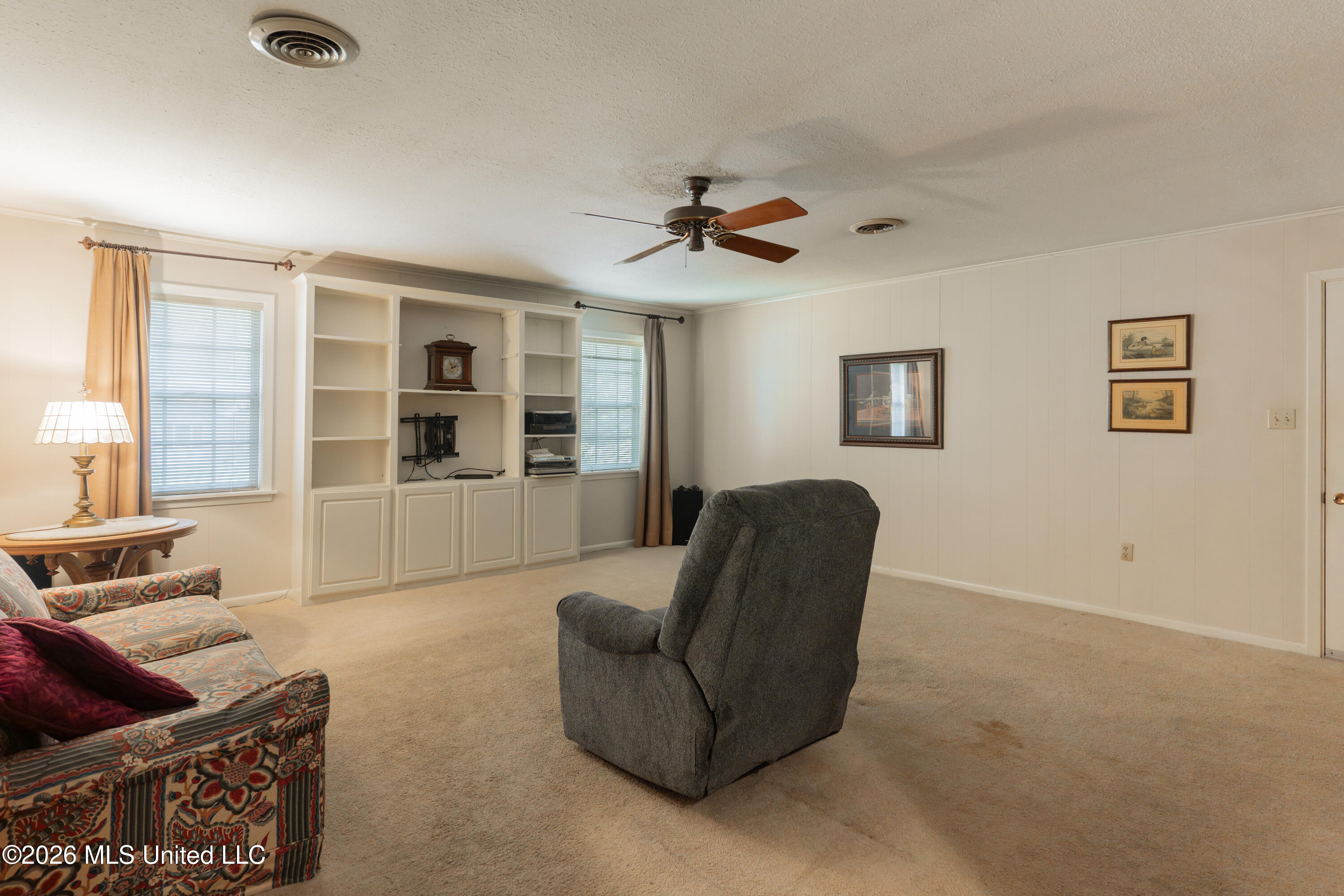 715 Tanglewood Drive