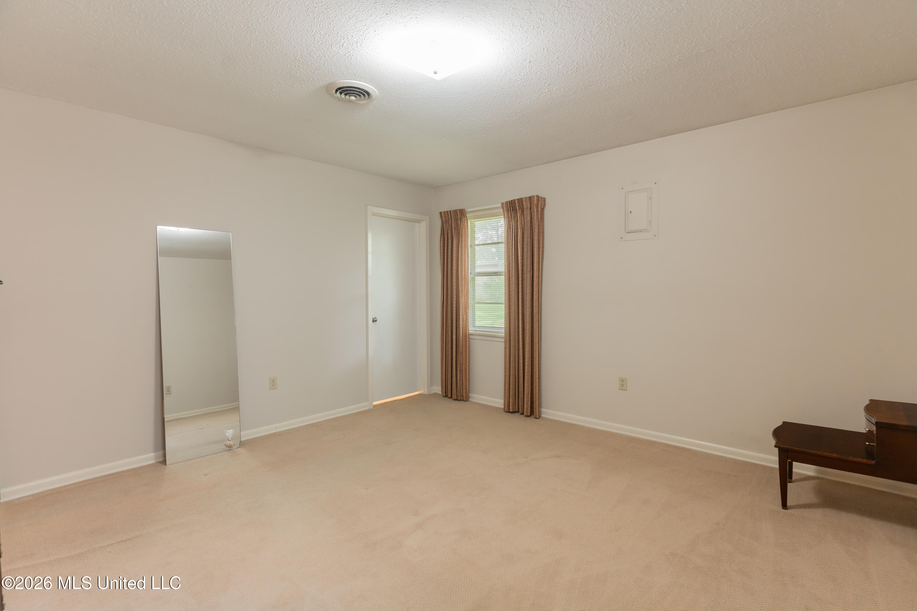 715 Tanglewood Drive