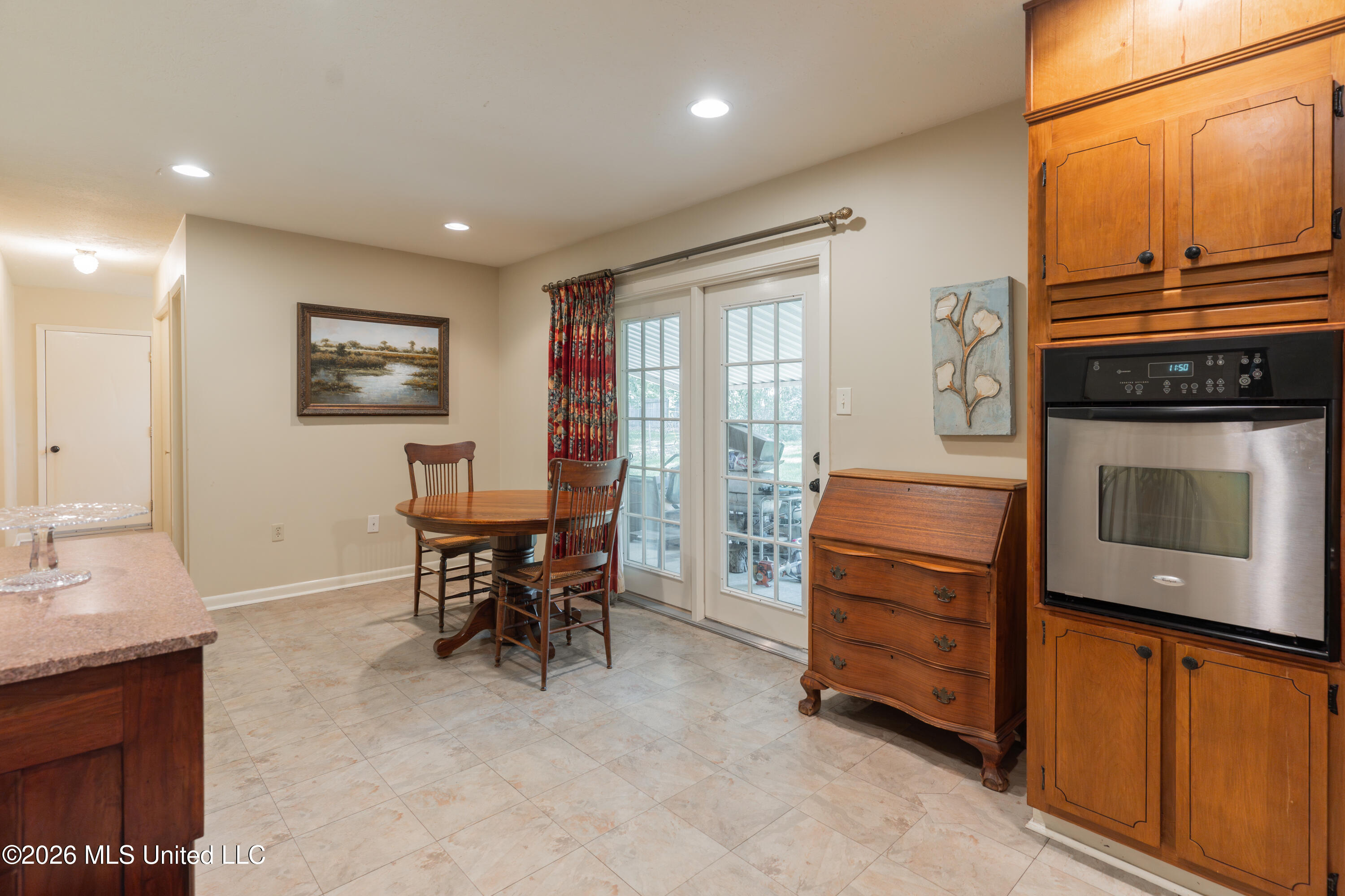 715 Tanglewood Drive